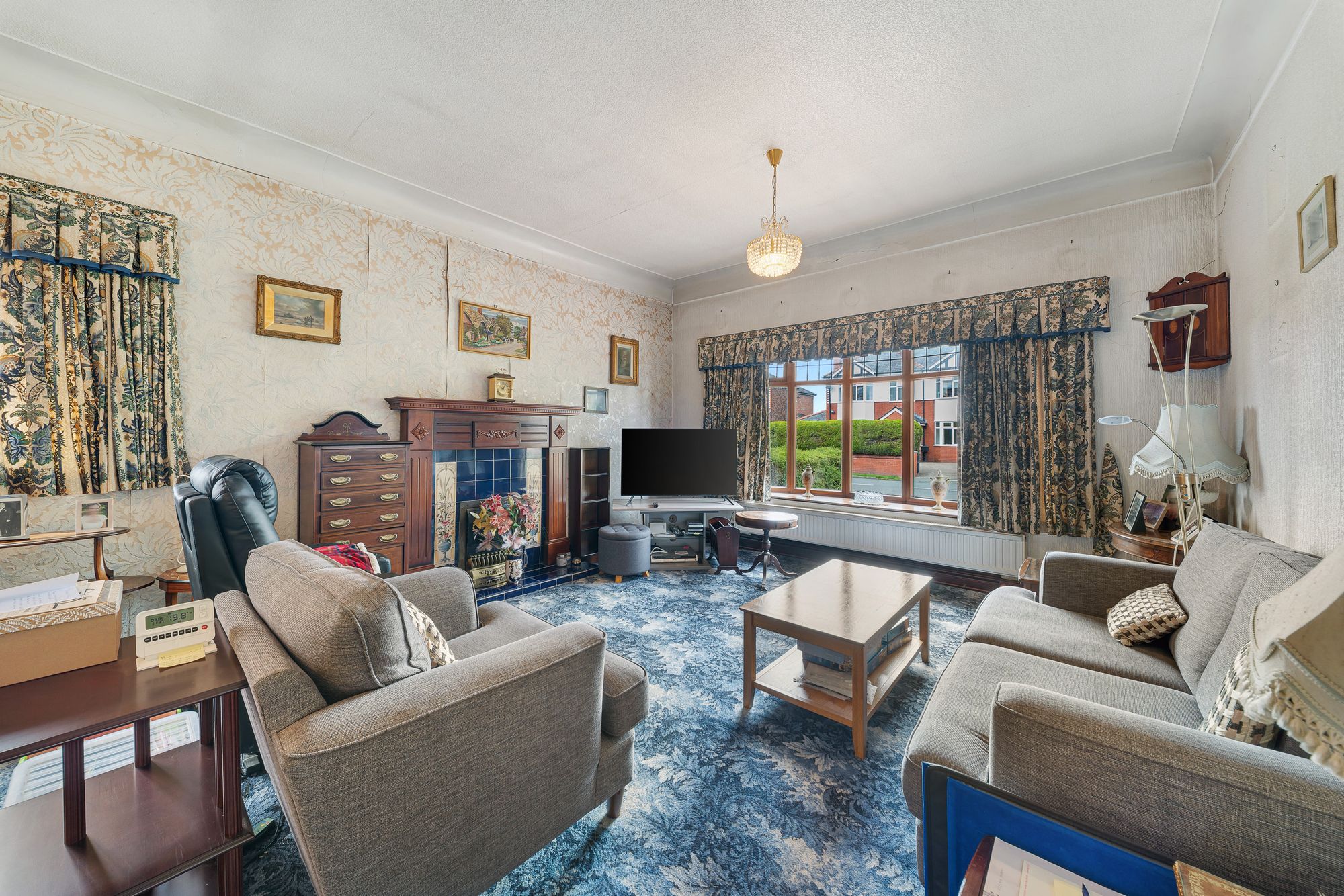 Upton Lane, Widnes, WA8