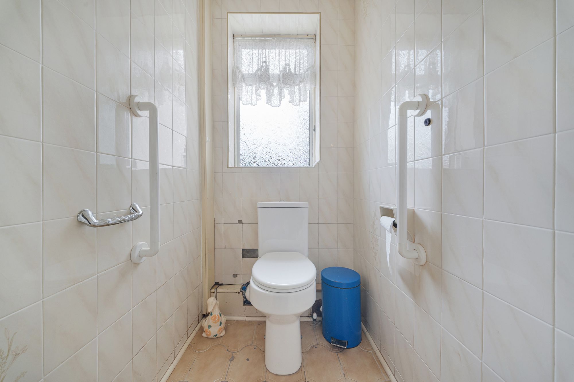 Upton Lane, Widnes, WA8