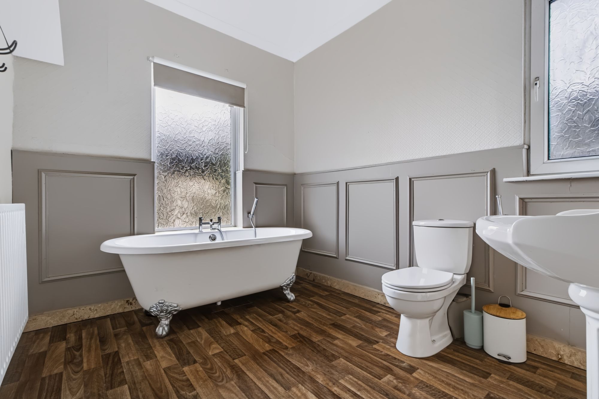 Wilderspool Causeway, Warrington, WA4