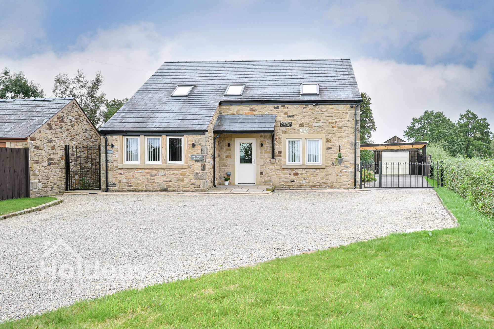 Preston Road, Alston, PR3