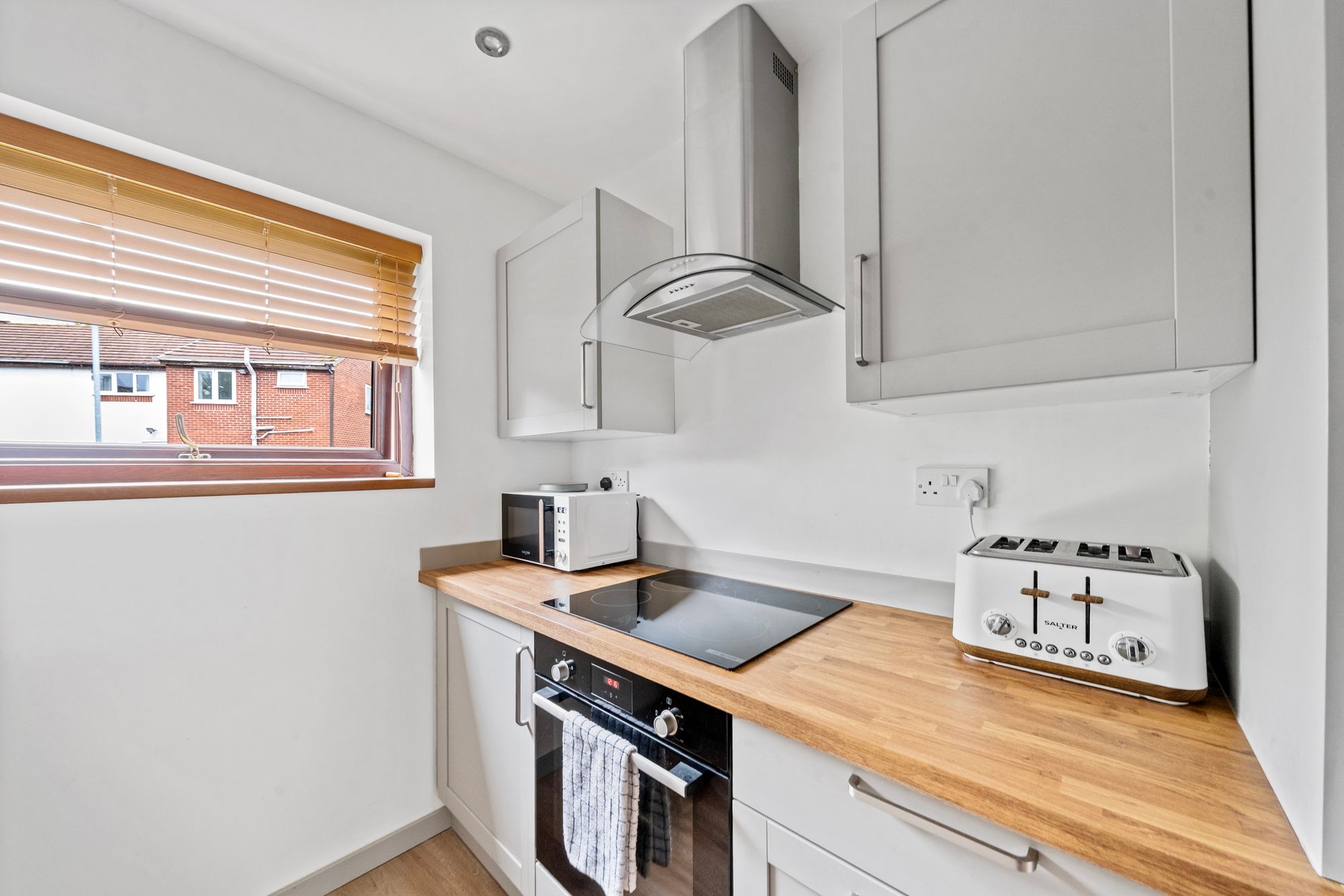 Charnwood Close, Birchwood, WA3
