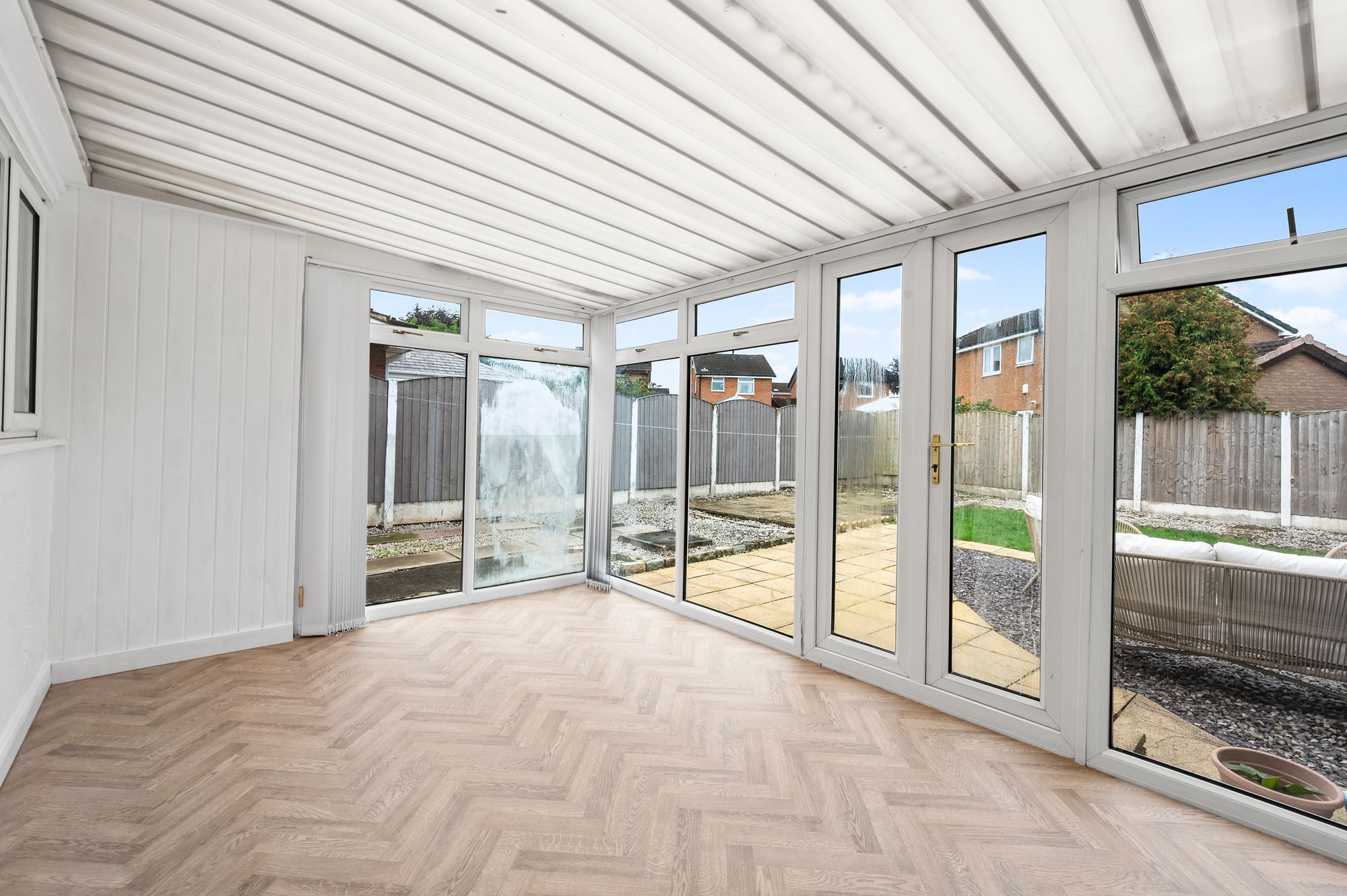 Muirfield Close, Fearnhead, WA2