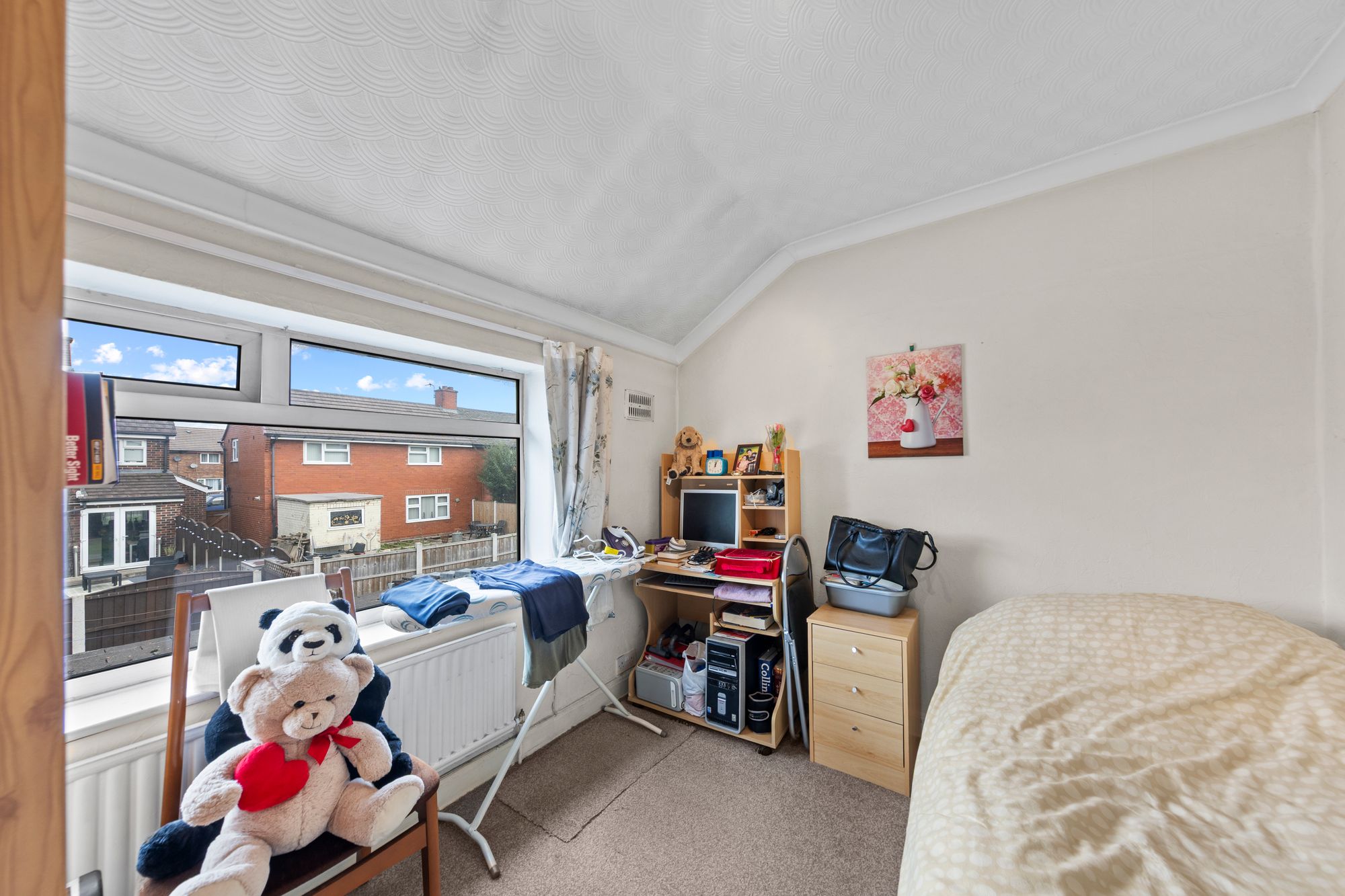Cliftonville Road, Woolston, WA1