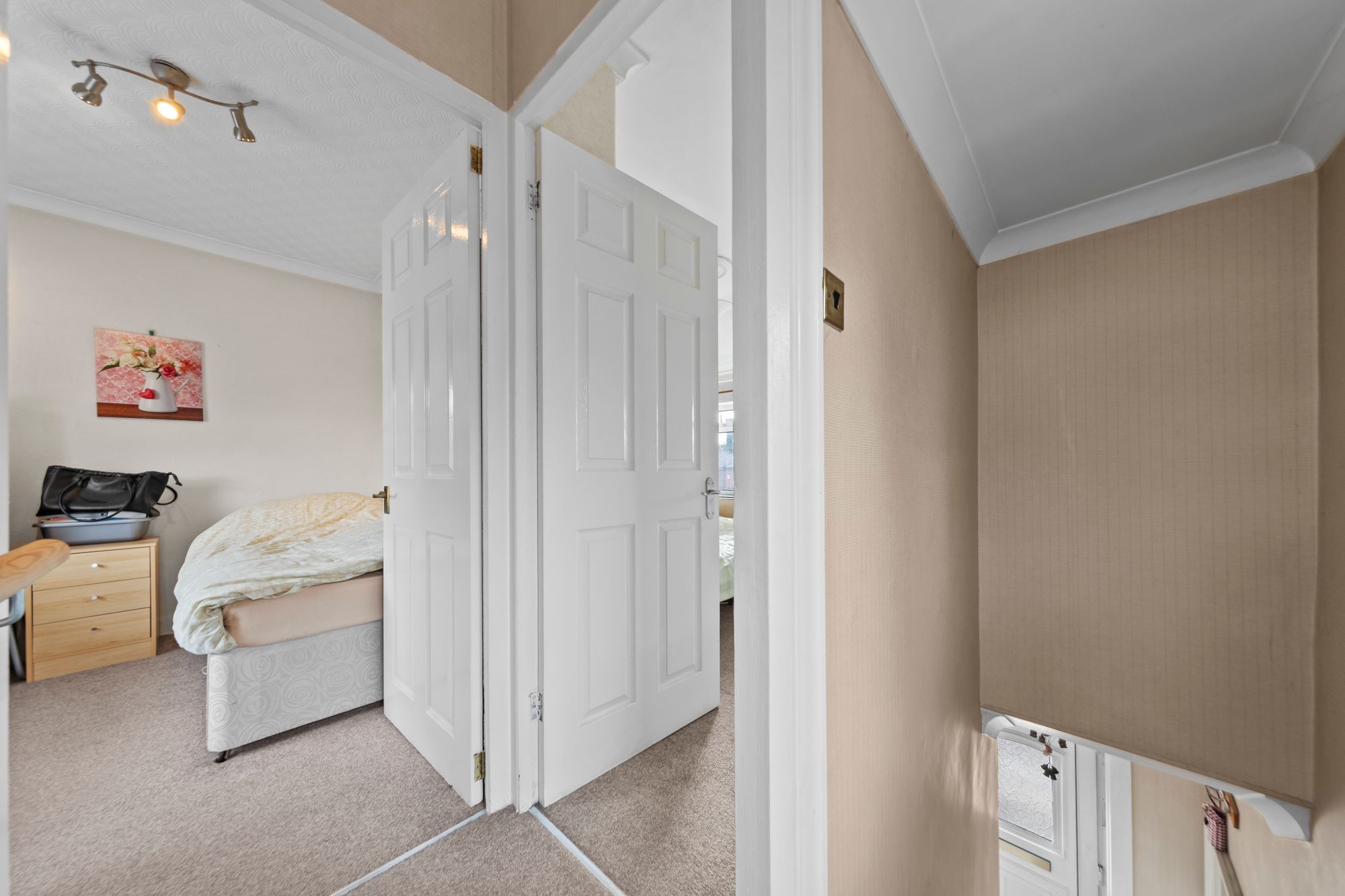 Cliftonville Road, Woolston, WA1