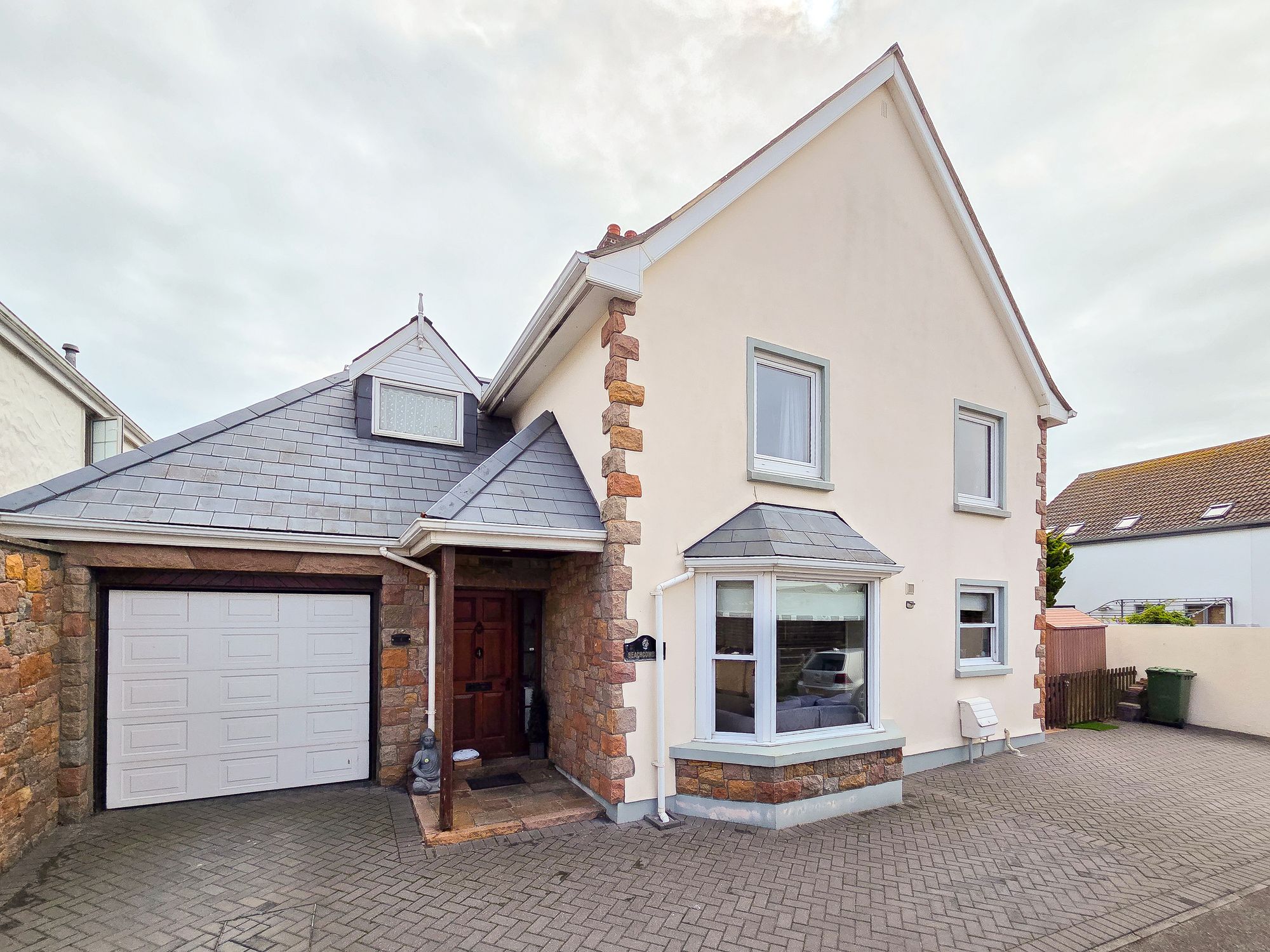 5 bed Property For Sale in St. Clement, Jersey