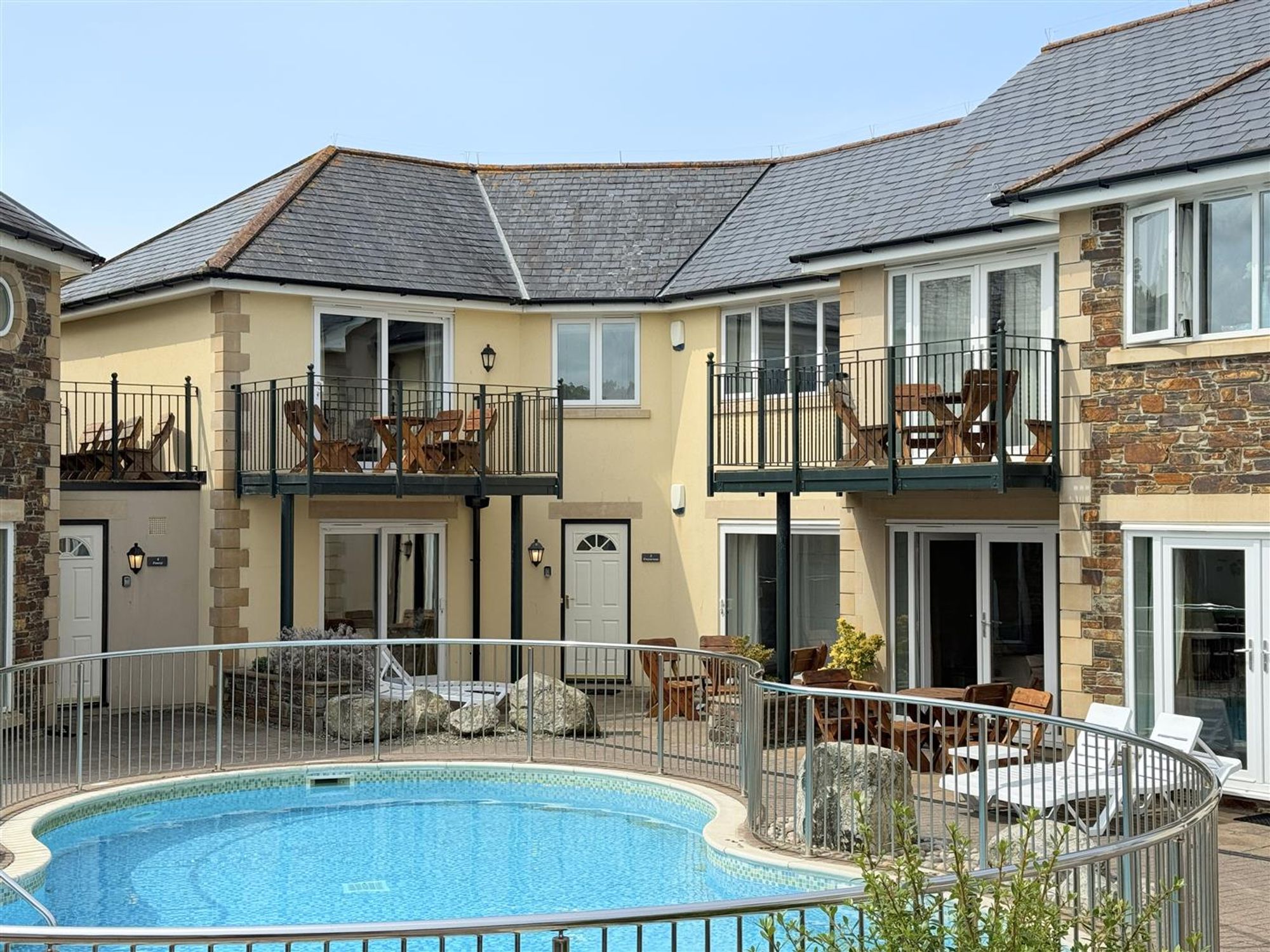Porth Veor Manor, Porth Way, TR7
