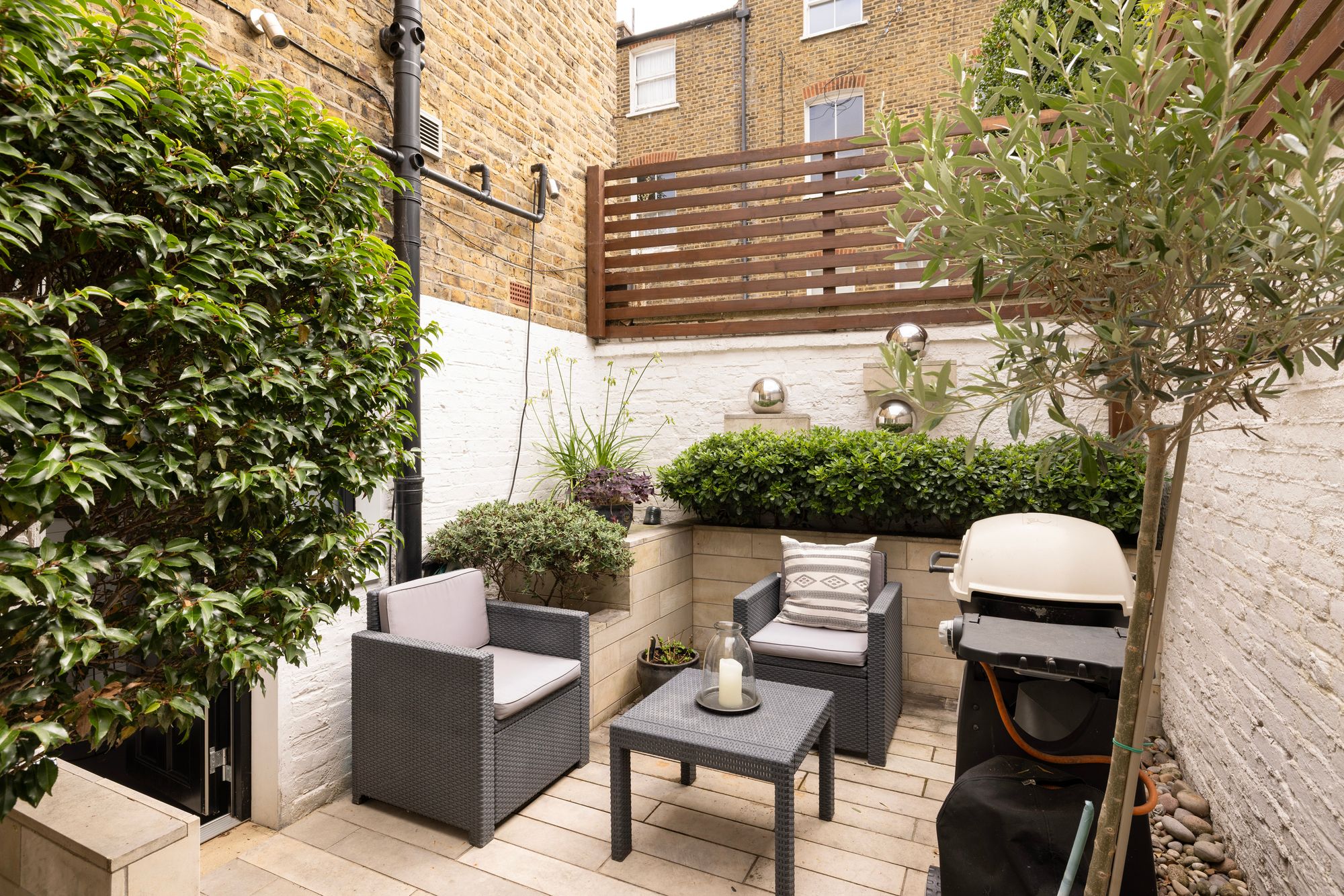 Story Of Home Garden Netherford Road Clapham SW4 24
