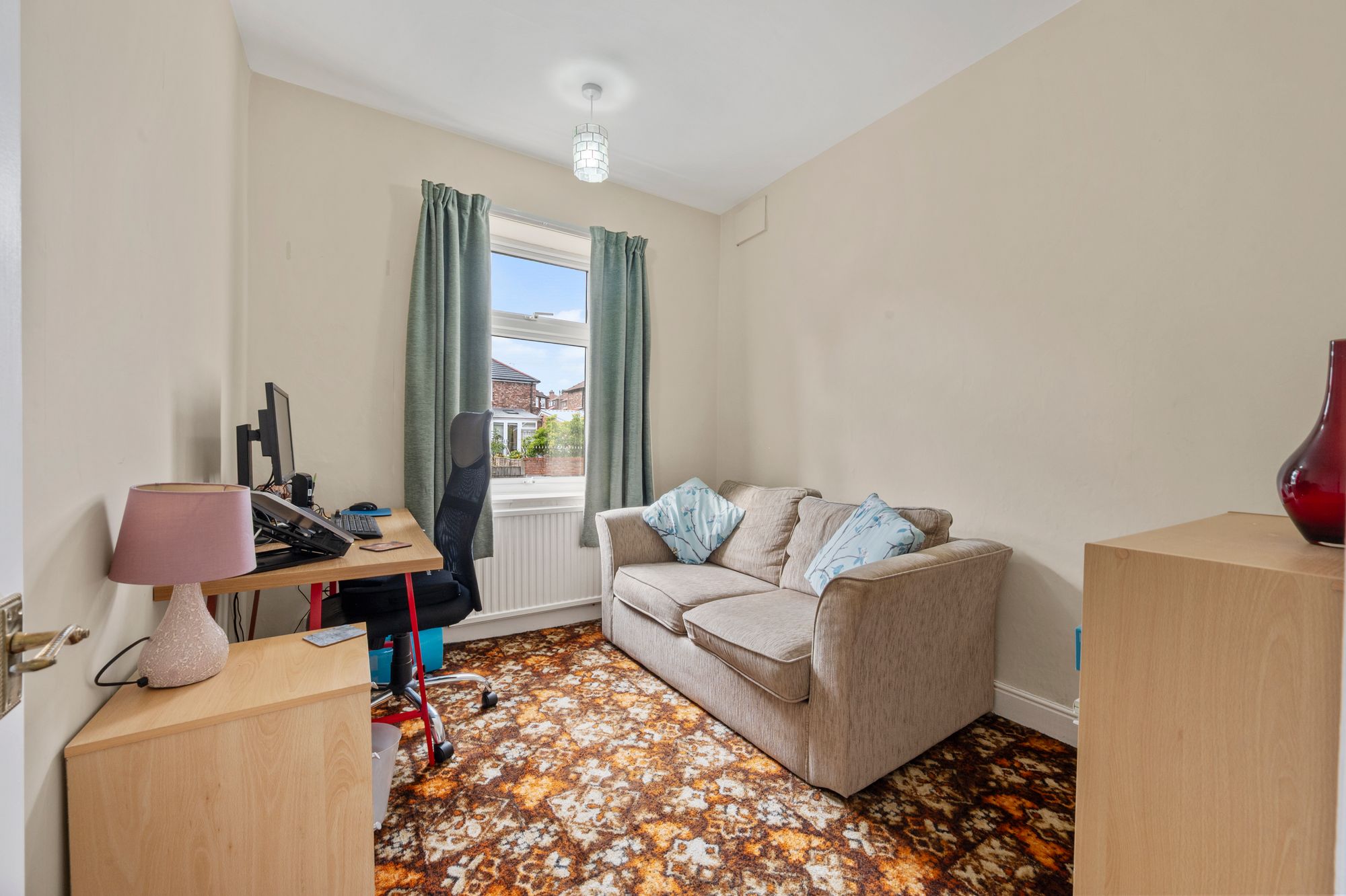 Grange Park Road, St. Helens, WA10