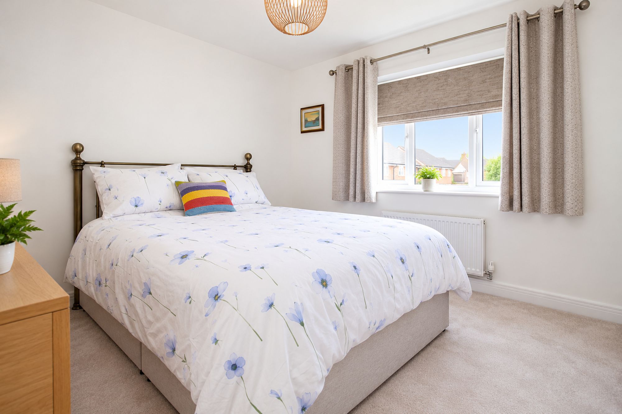 28 Chaffinch Gardens, Botley