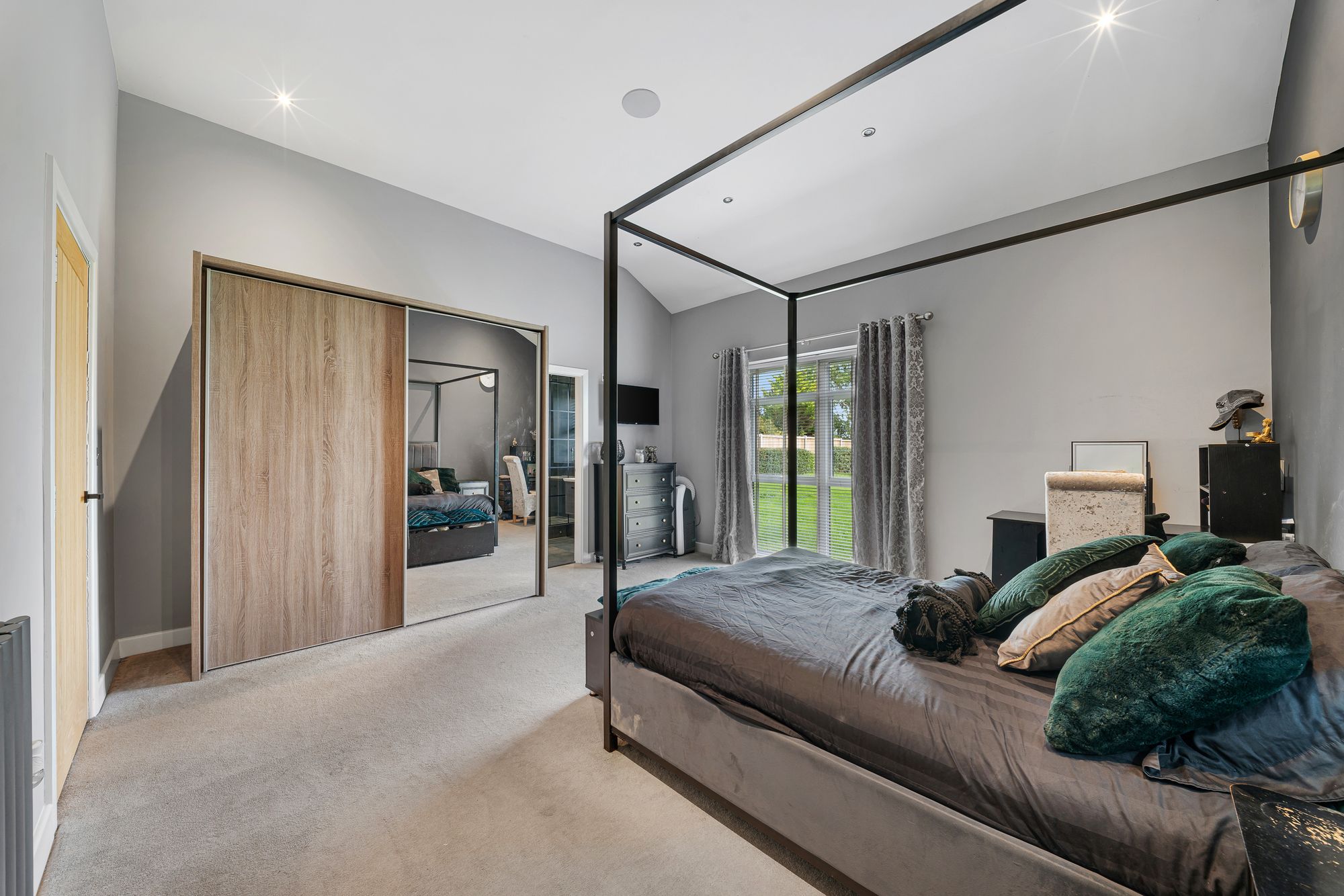 Bradley Lane, Burtonwood, WA5