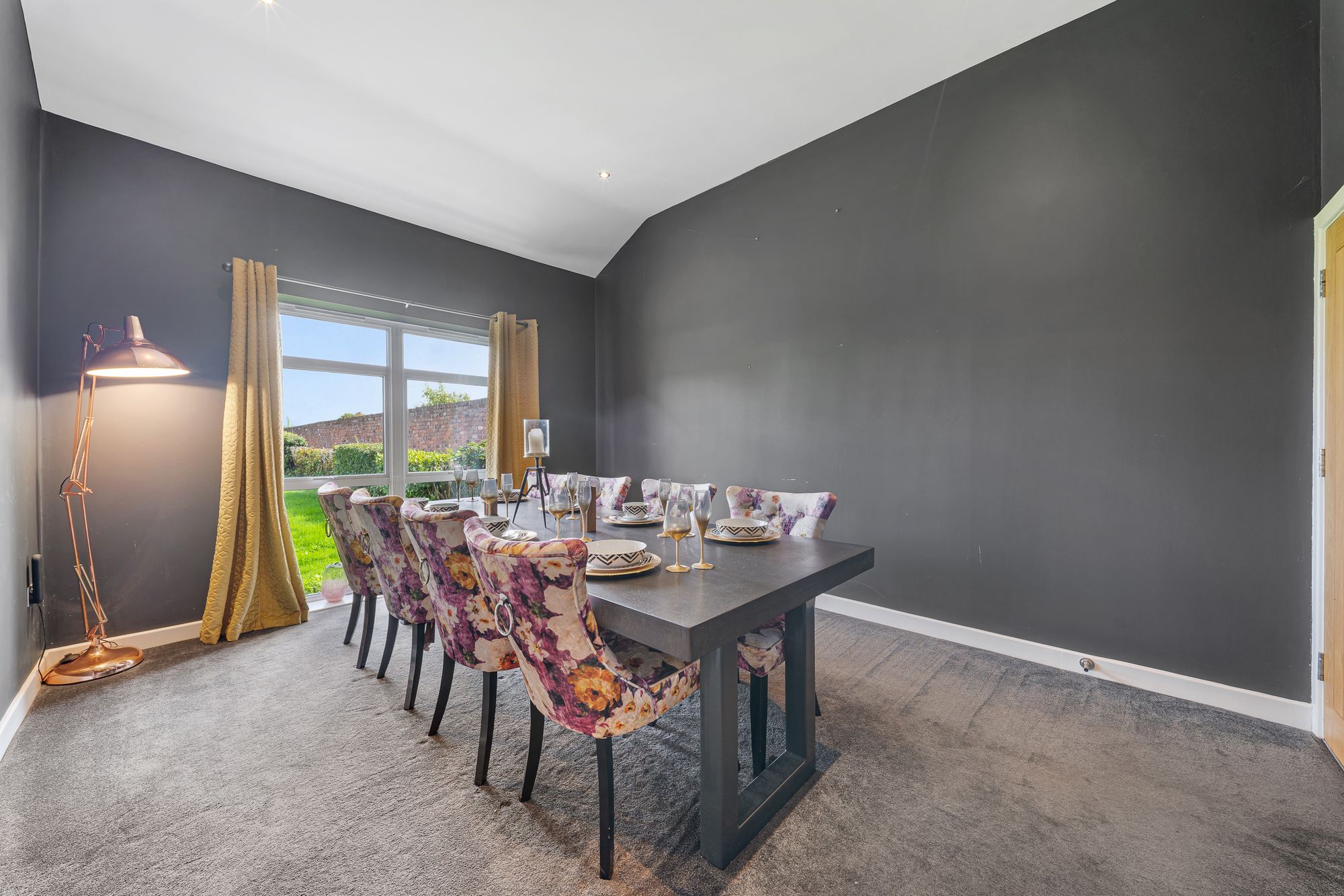 Bradley Lane, Burtonwood, WA5