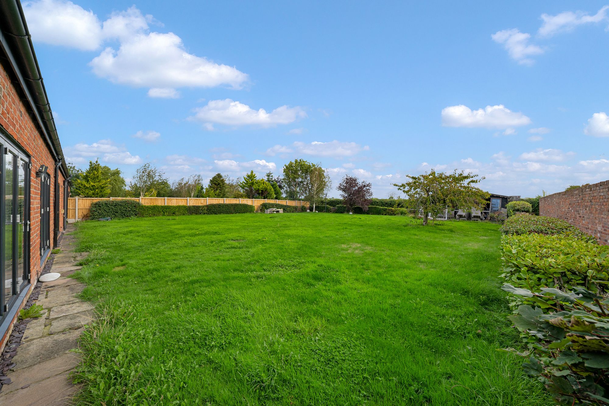 Bradley Lane, Burtonwood, WA5