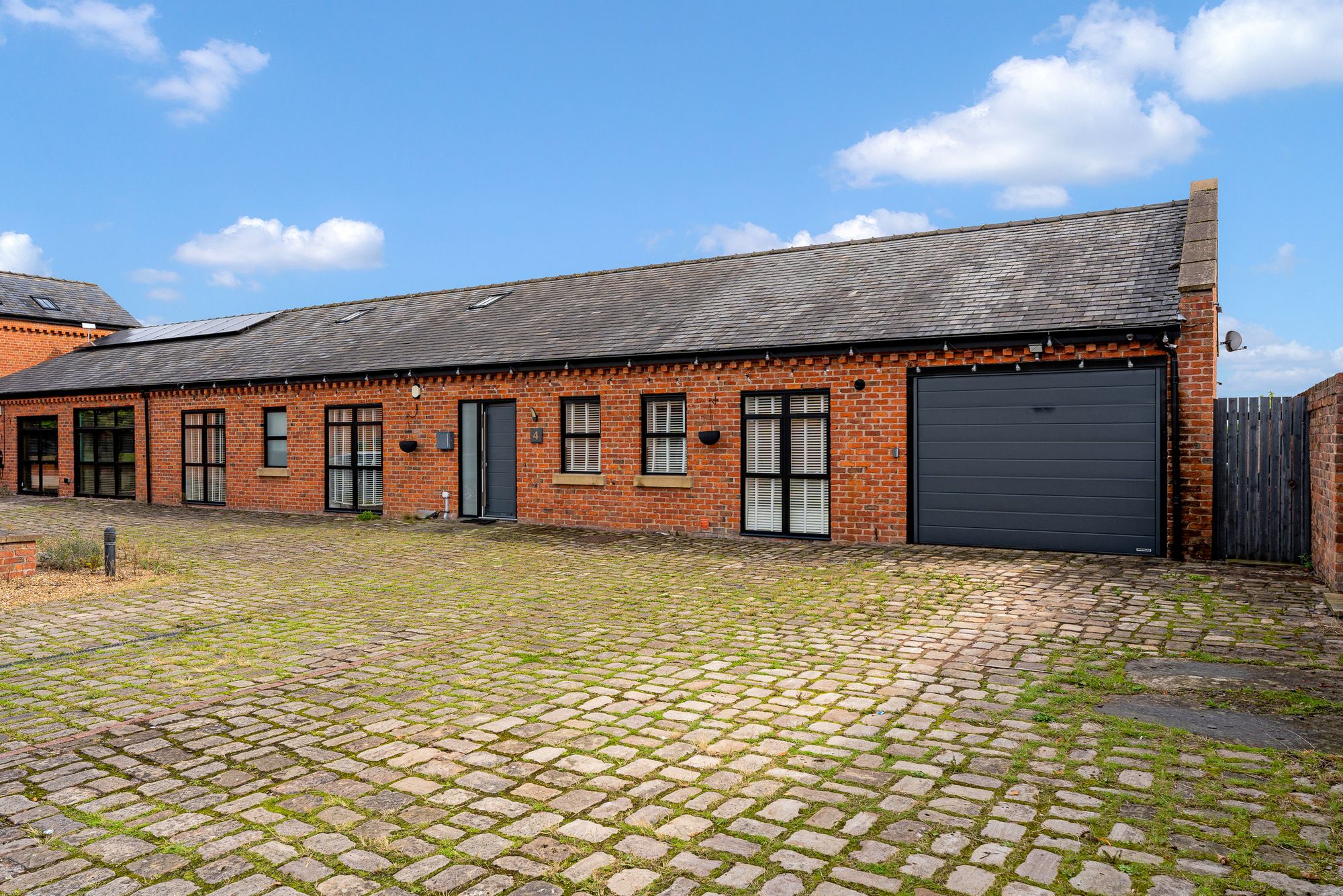 Bradley Lane, Burtonwood, WA5