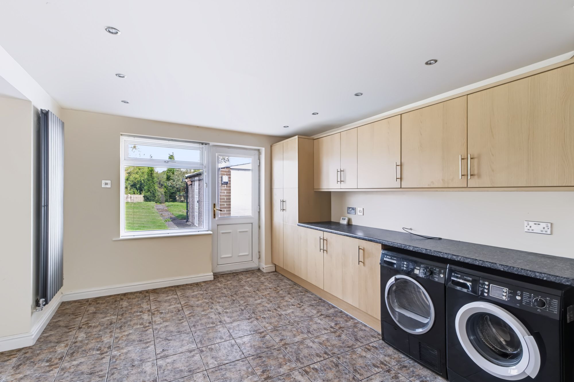 Alderley Road, Thelwall, WA4