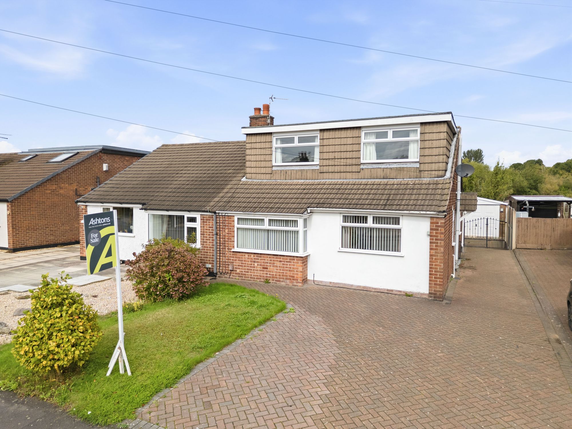 Alderley Road, Thelwall, WA4