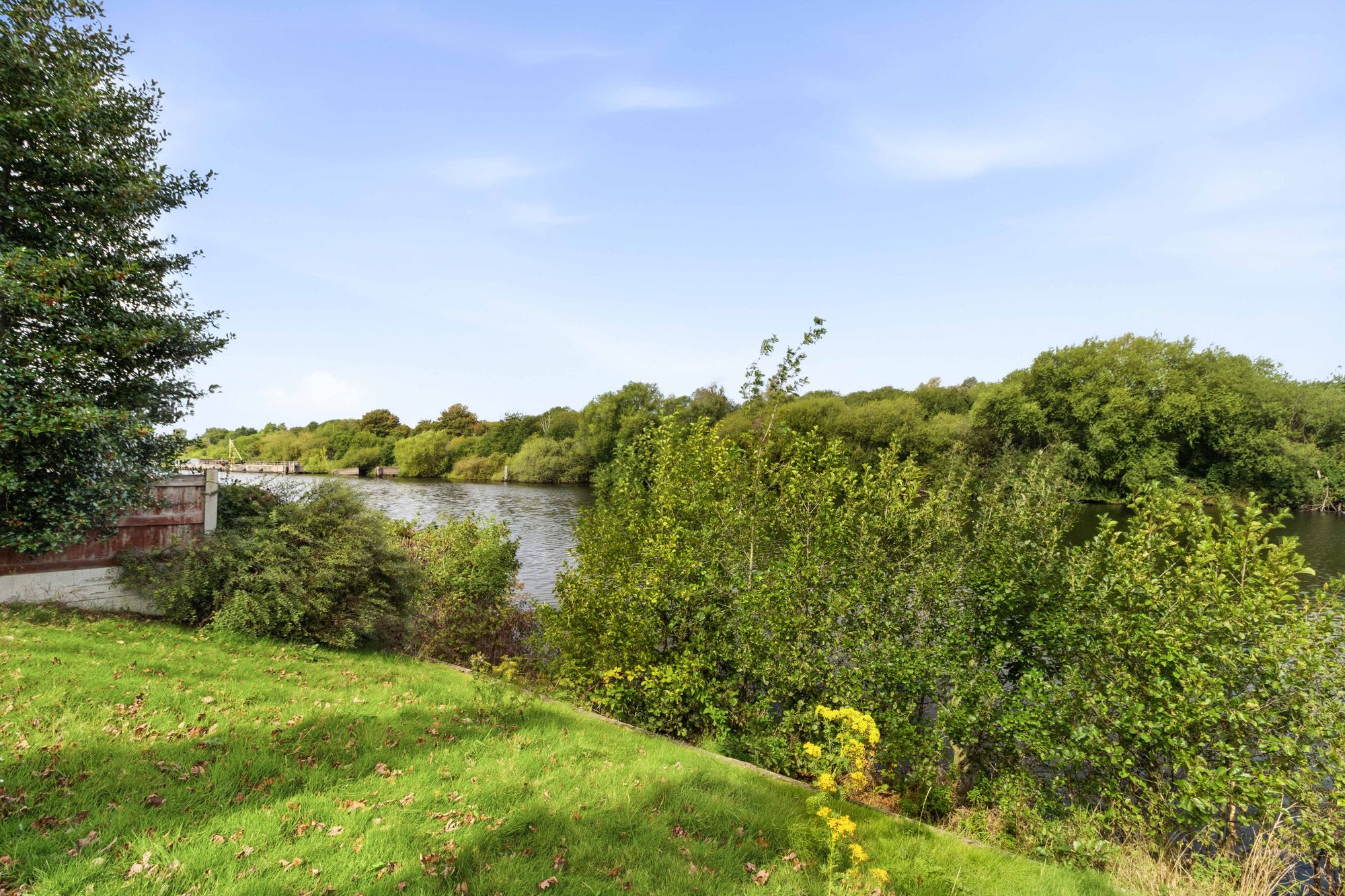 Alderley Road, Thelwall, WA4