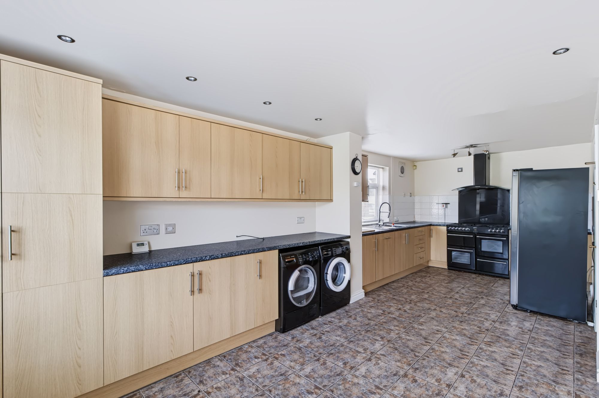 Alderley Road, Thelwall, WA4