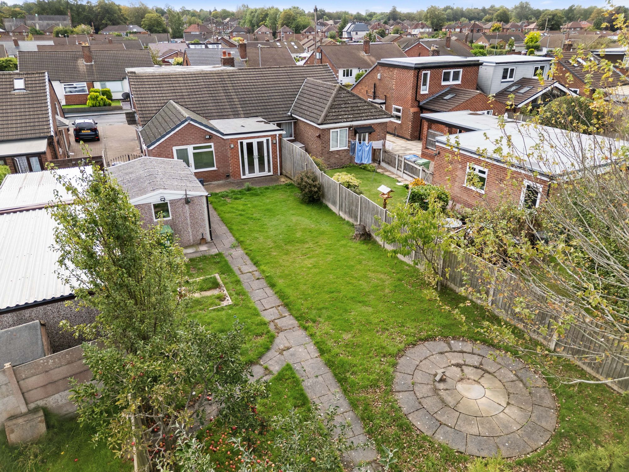Alderley Road, Thelwall, WA4