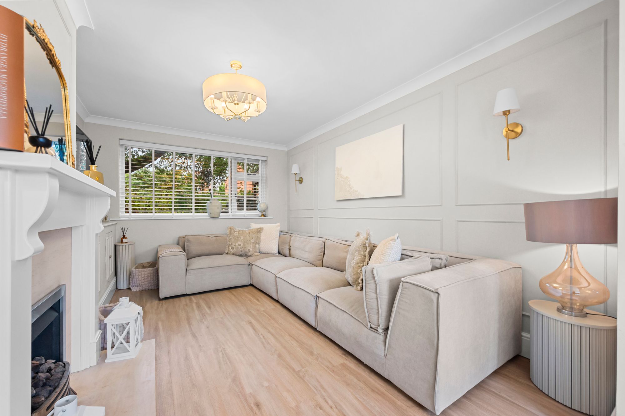 Six Acre Lane, Moore, WA4