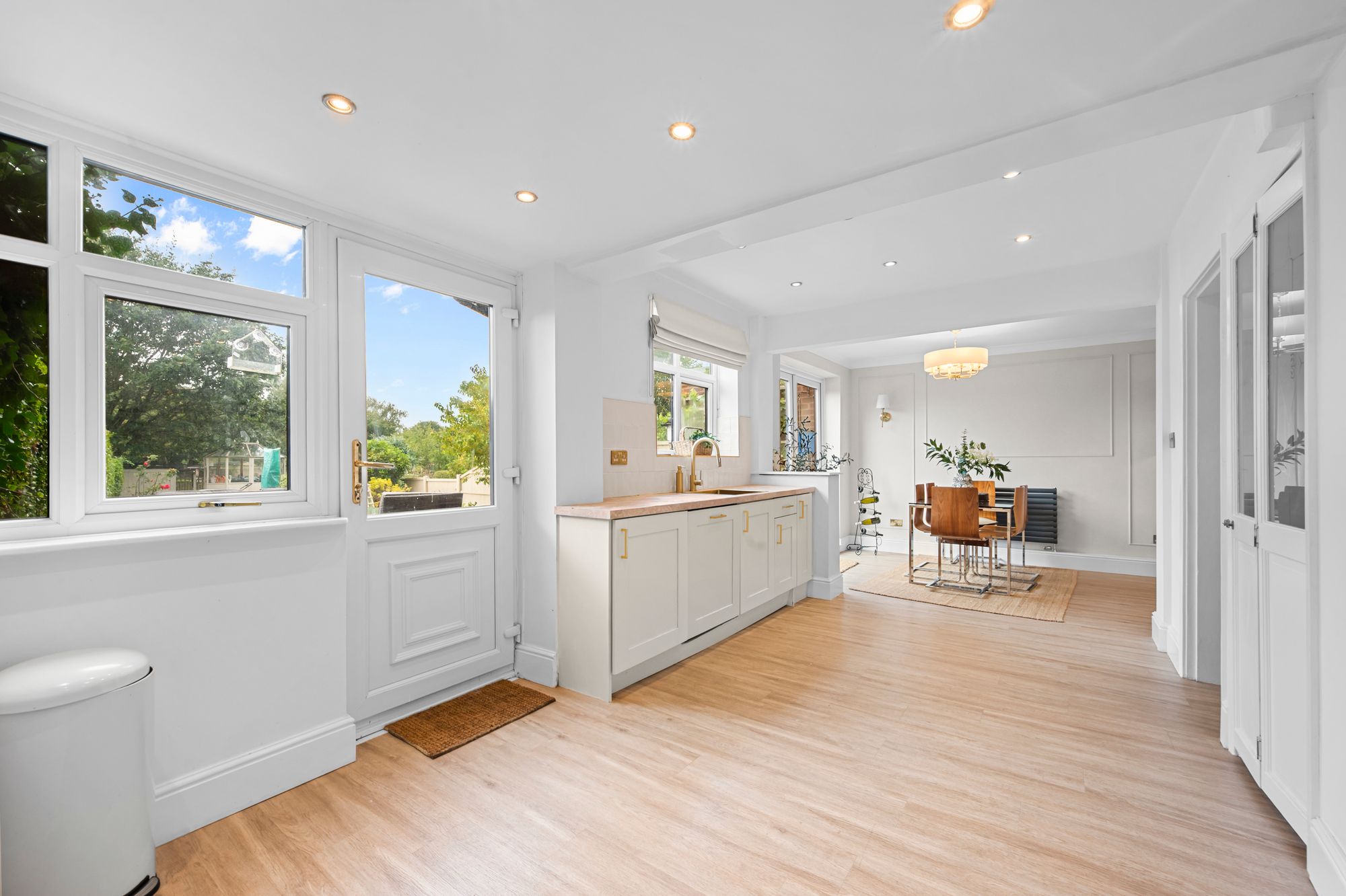 Six Acre Lane, Moore, WA4