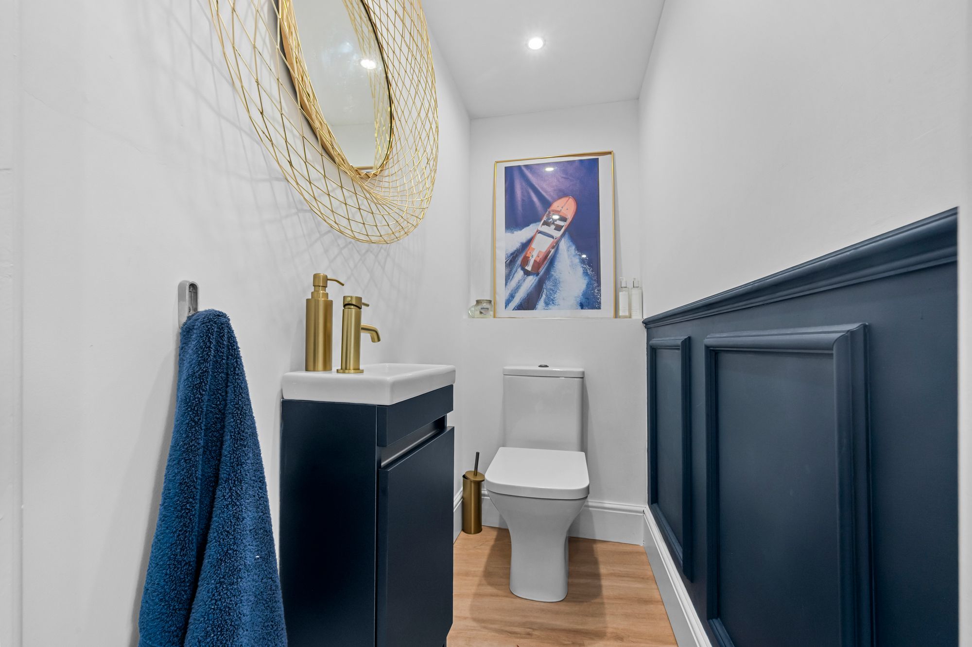 Six Acre Lane, Moore, WA4