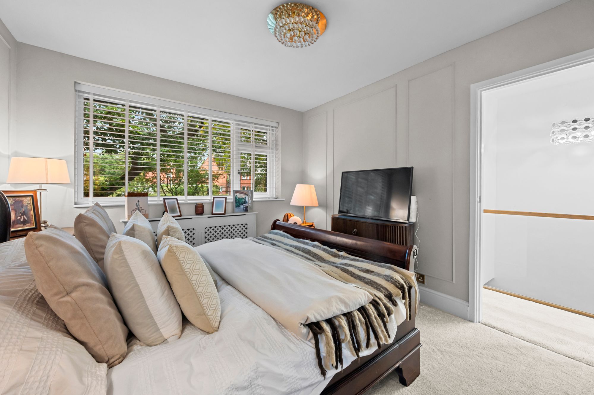 Six Acre Lane, Moore, WA4