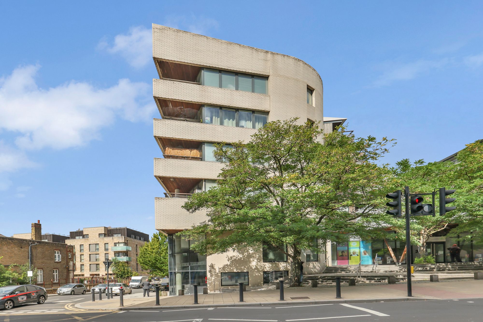 Hillside, London, NW10