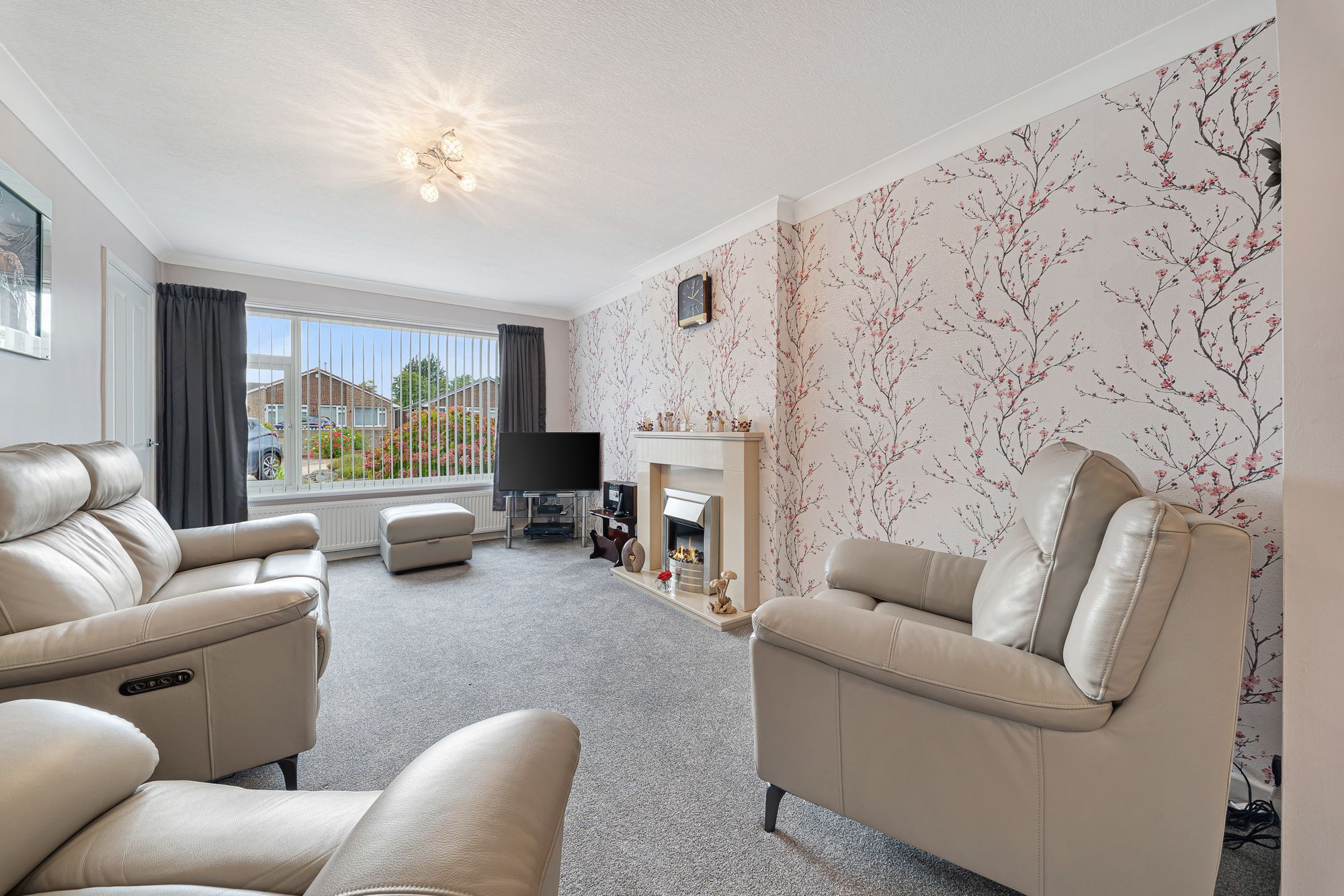 Ronaldshay, Widnes, WA8
