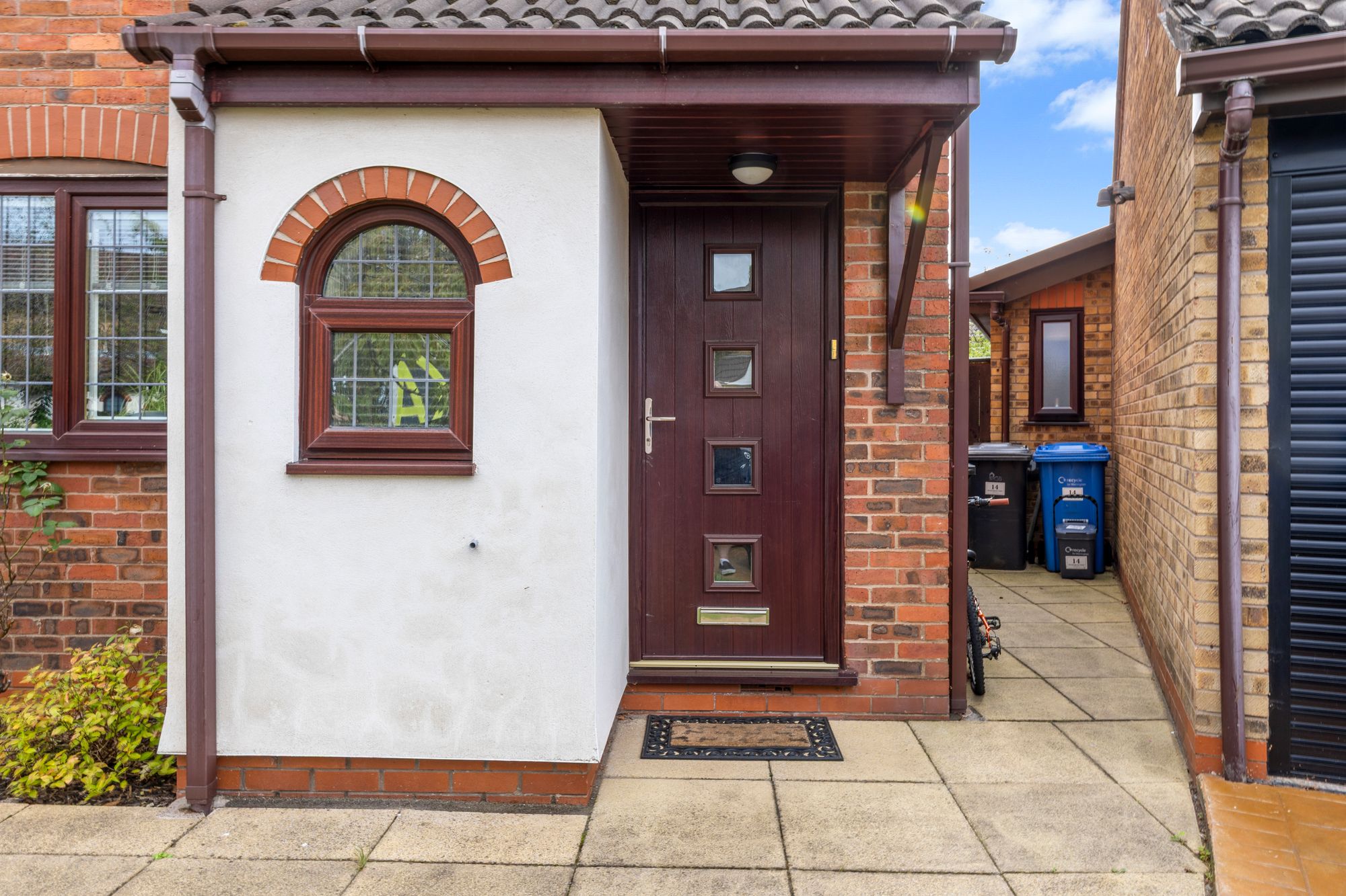 Rockingham Close, Birchwood, WA3