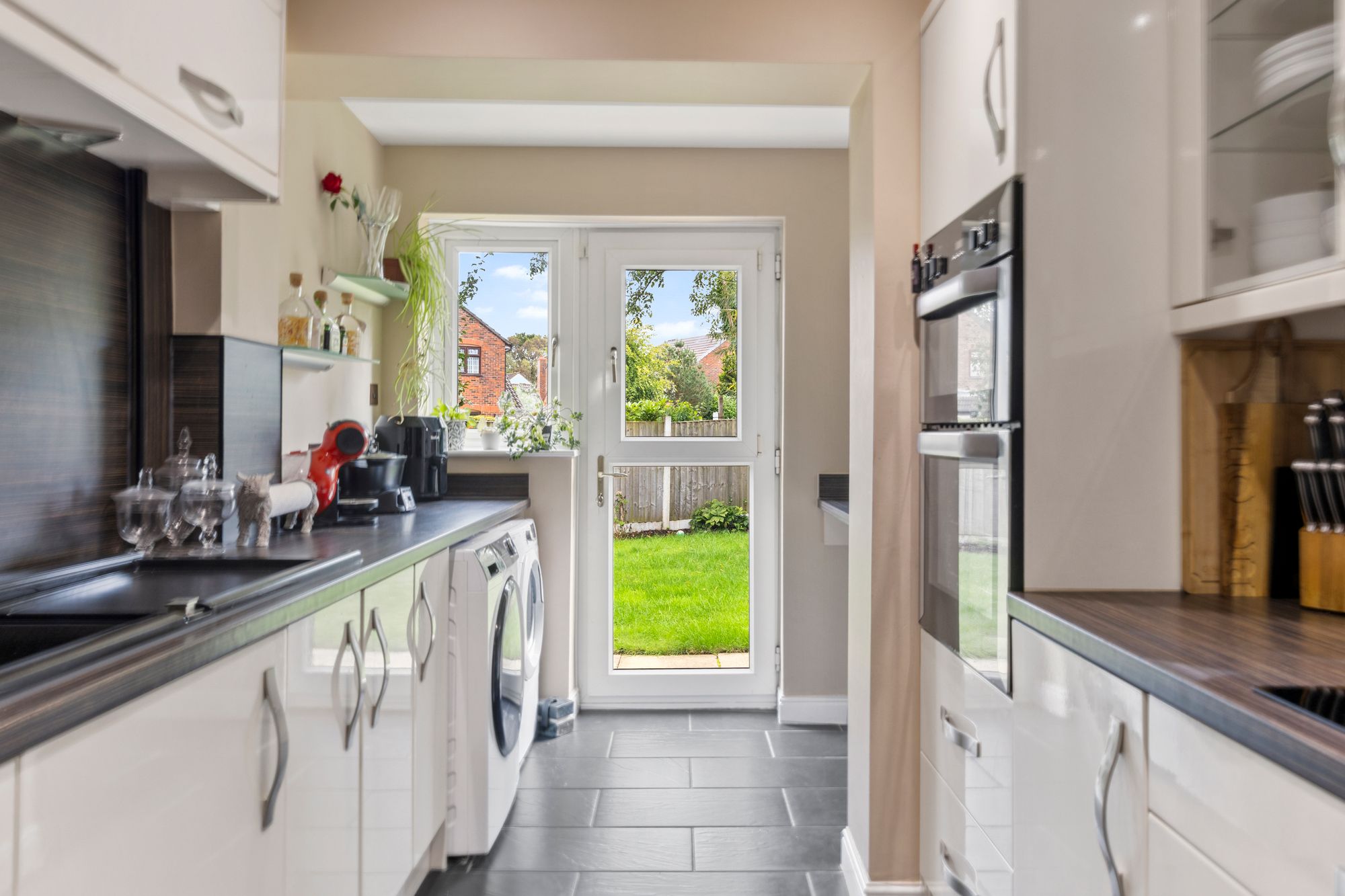 Rockingham Close, Birchwood, WA3