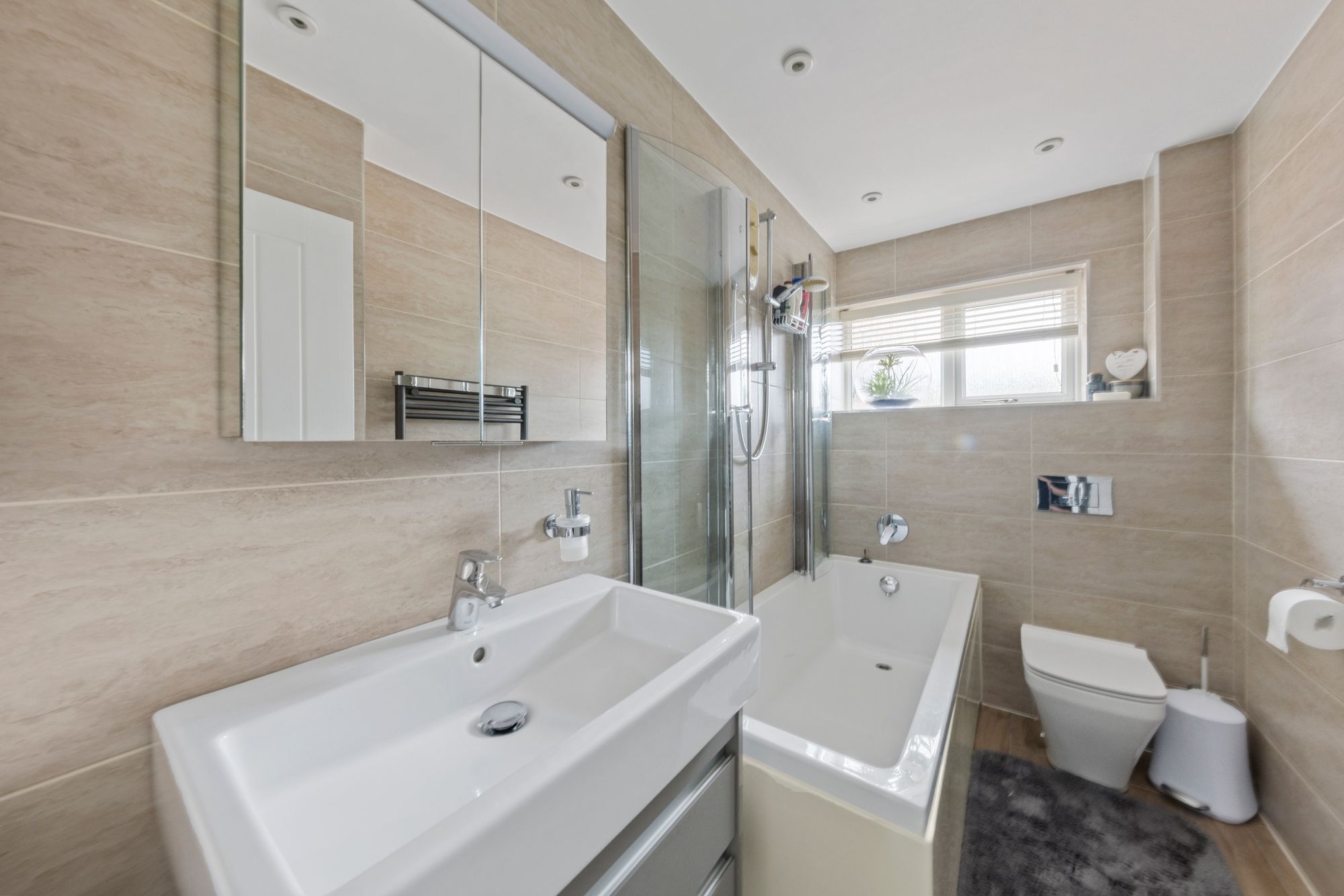 Rockingham Close, Birchwood, WA3