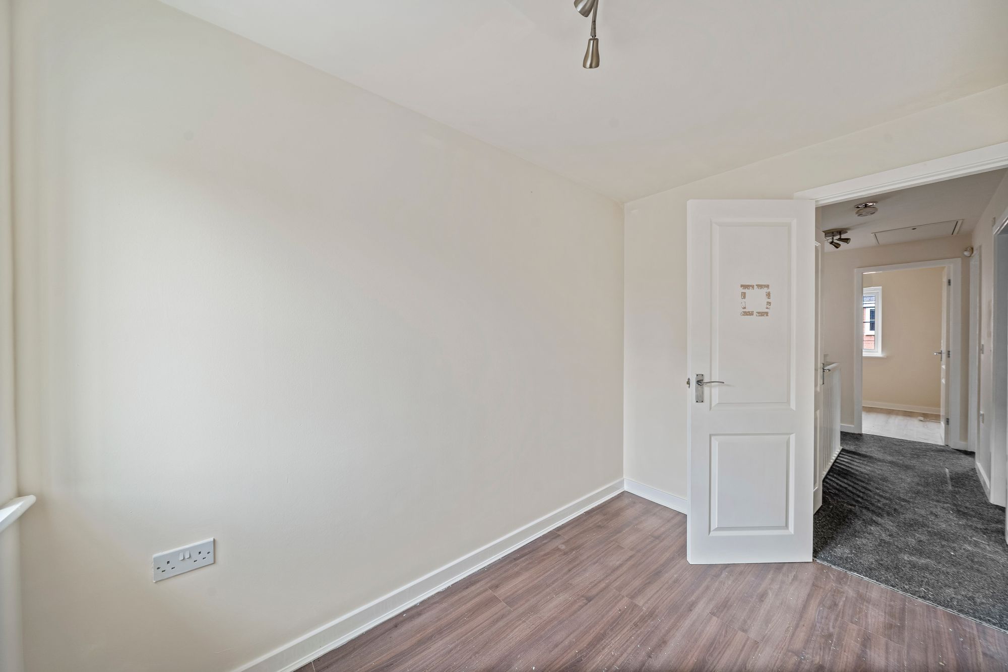 Ledgard Avenue, Leigh, WN7