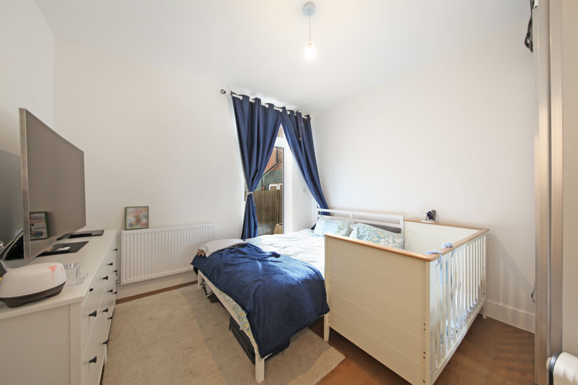 Pine Road, London, NW2