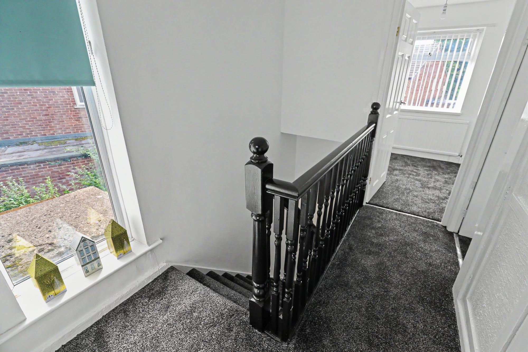Tully Avenue, Newton-Le-Willows, WA12