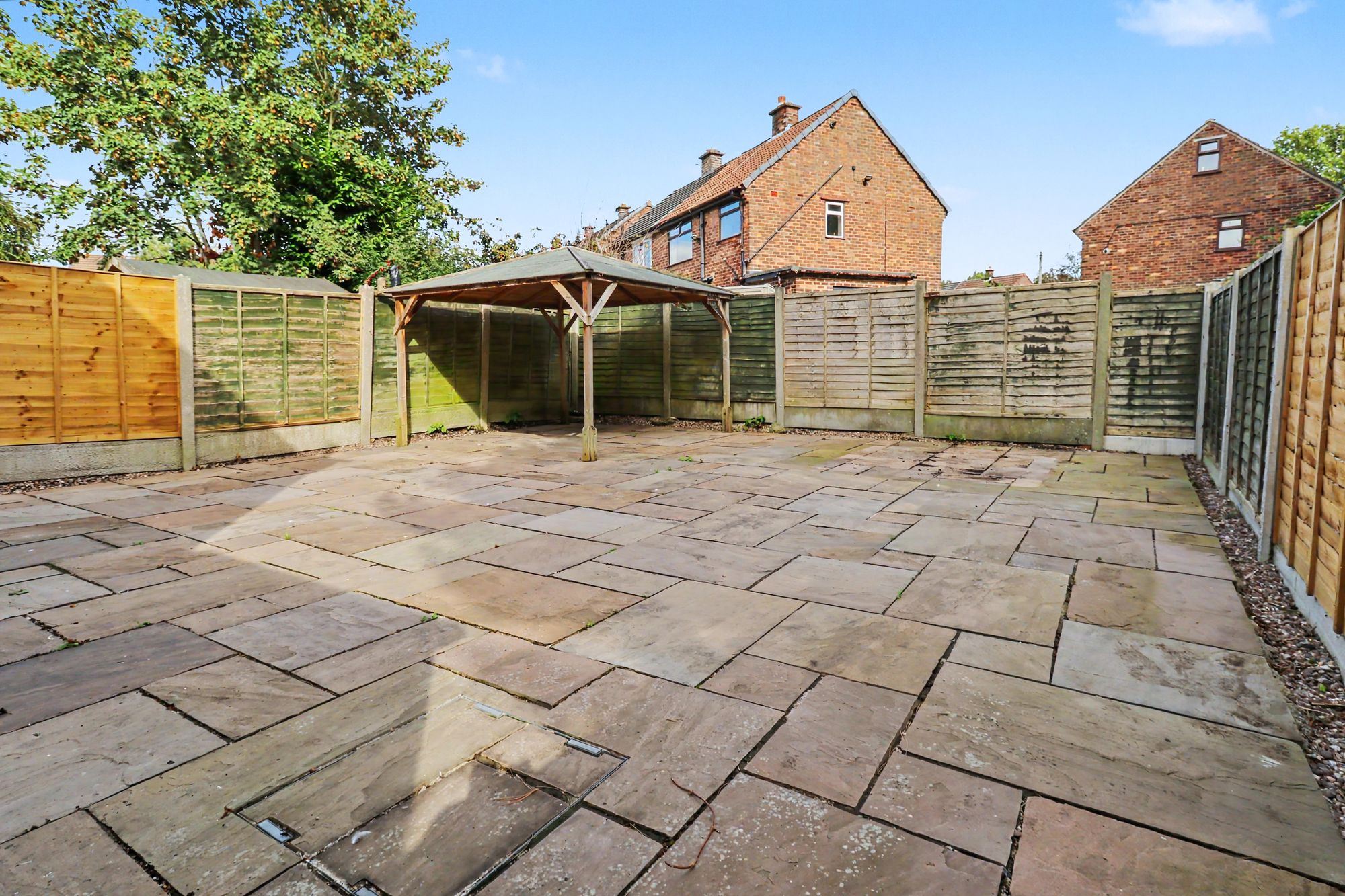Tully Avenue, Newton-Le-Willows, WA12