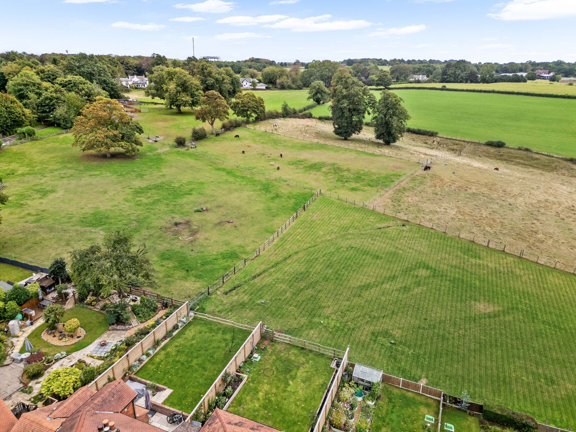 Hobb Lane, Daresbury, WA4