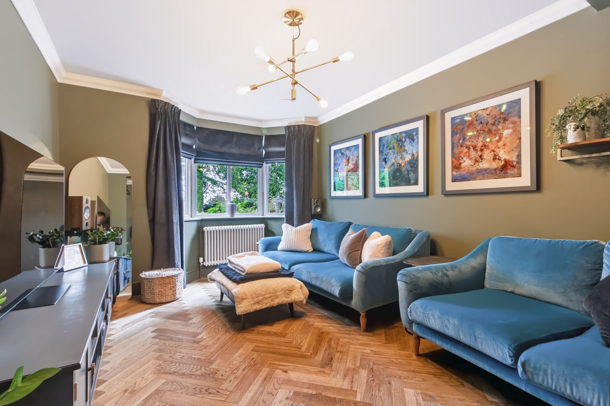 Hobb Lane, Daresbury, WA4