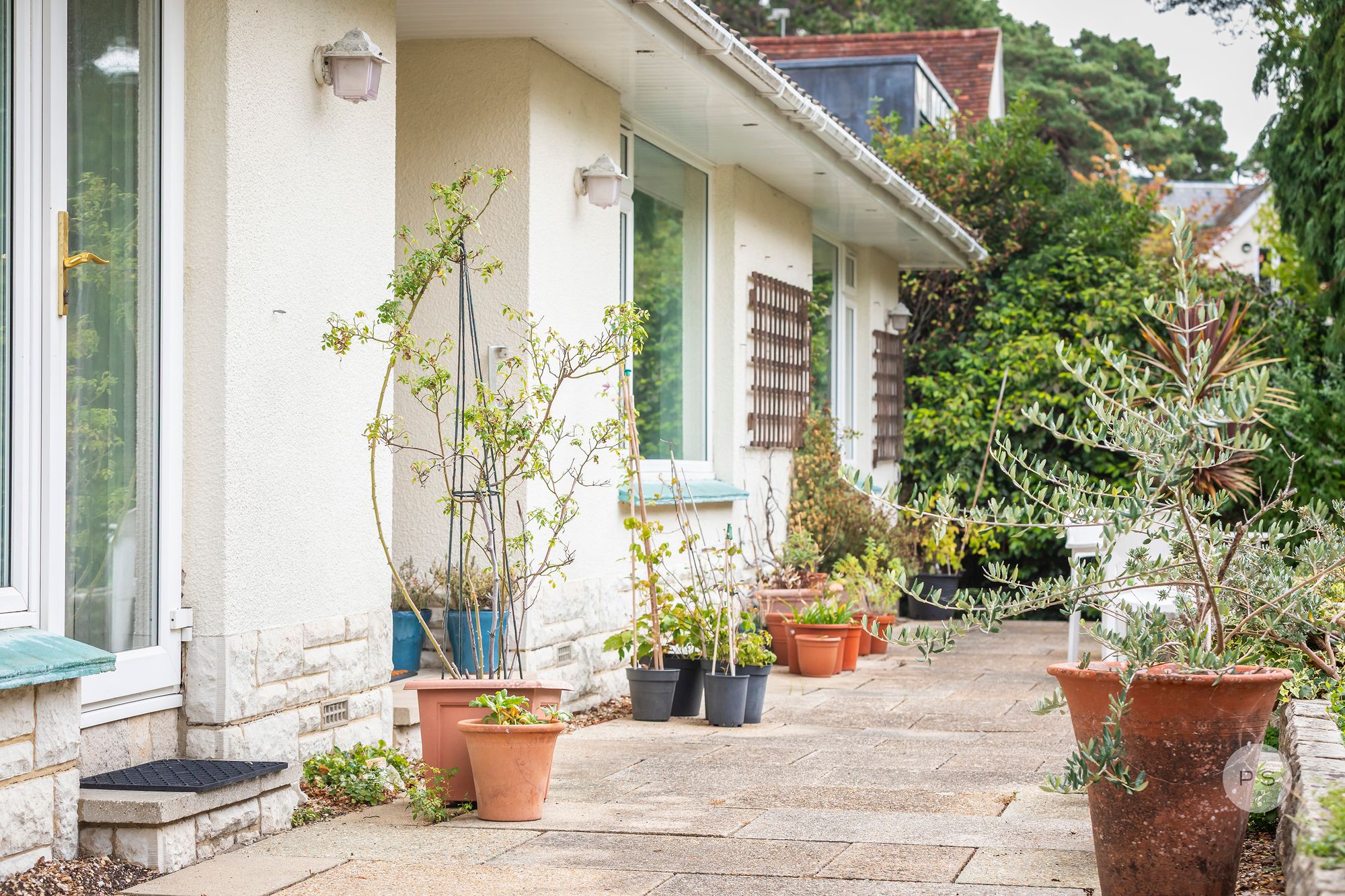 Canford Crescent, Canford Cliffs, Poole, BH13