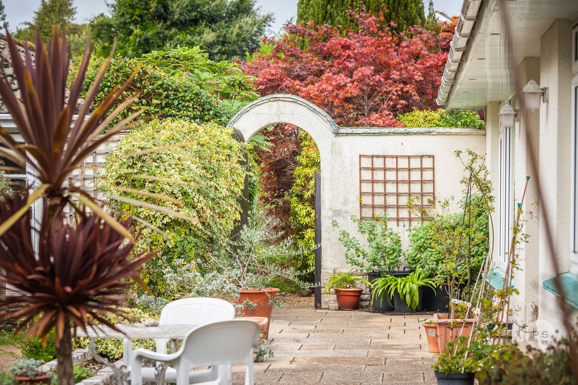 Canford Crescent, Canford Cliffs, Poole, BH13