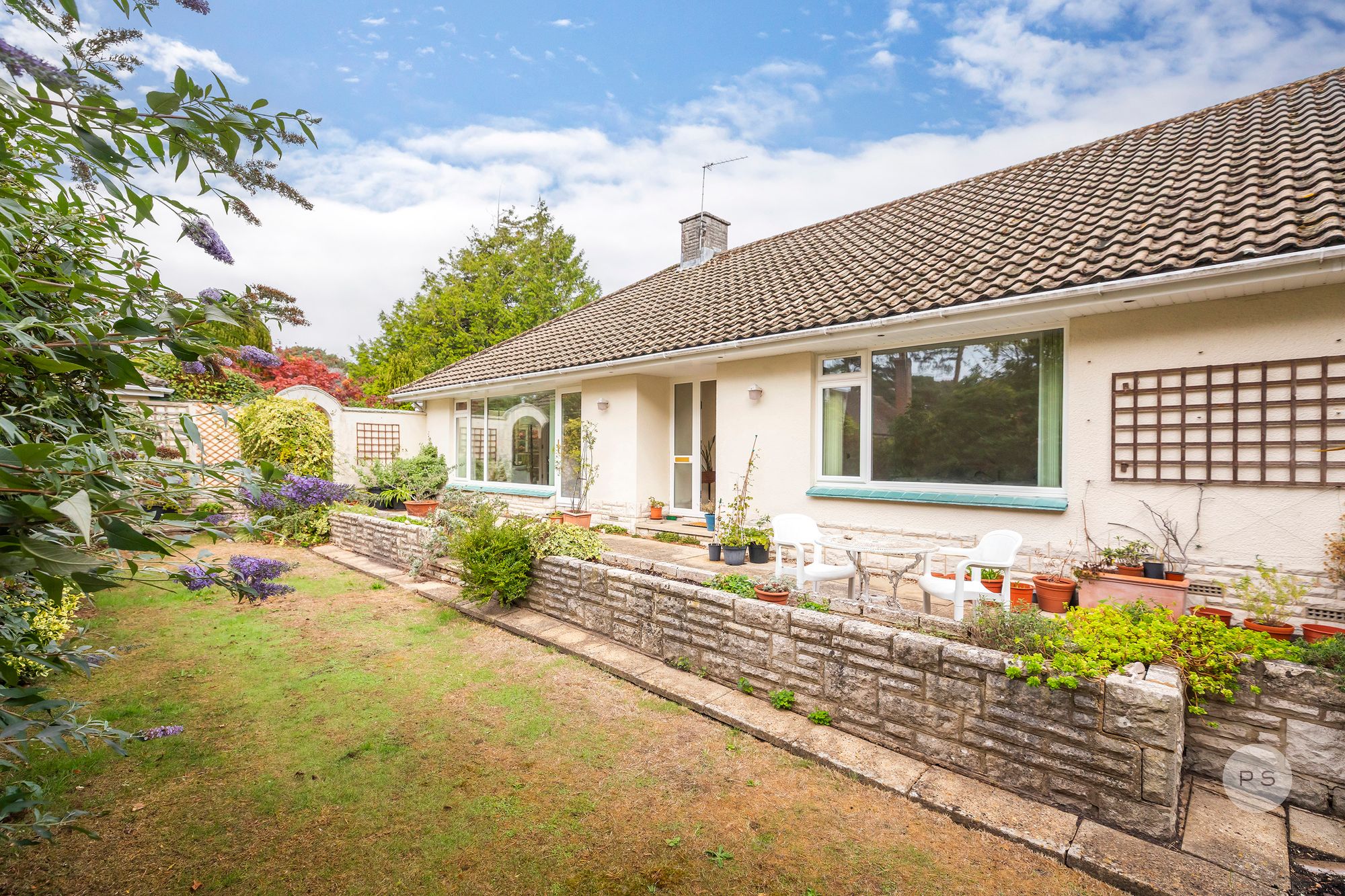 Canford Crescent, Canford Cliffs, Poole, BH13
