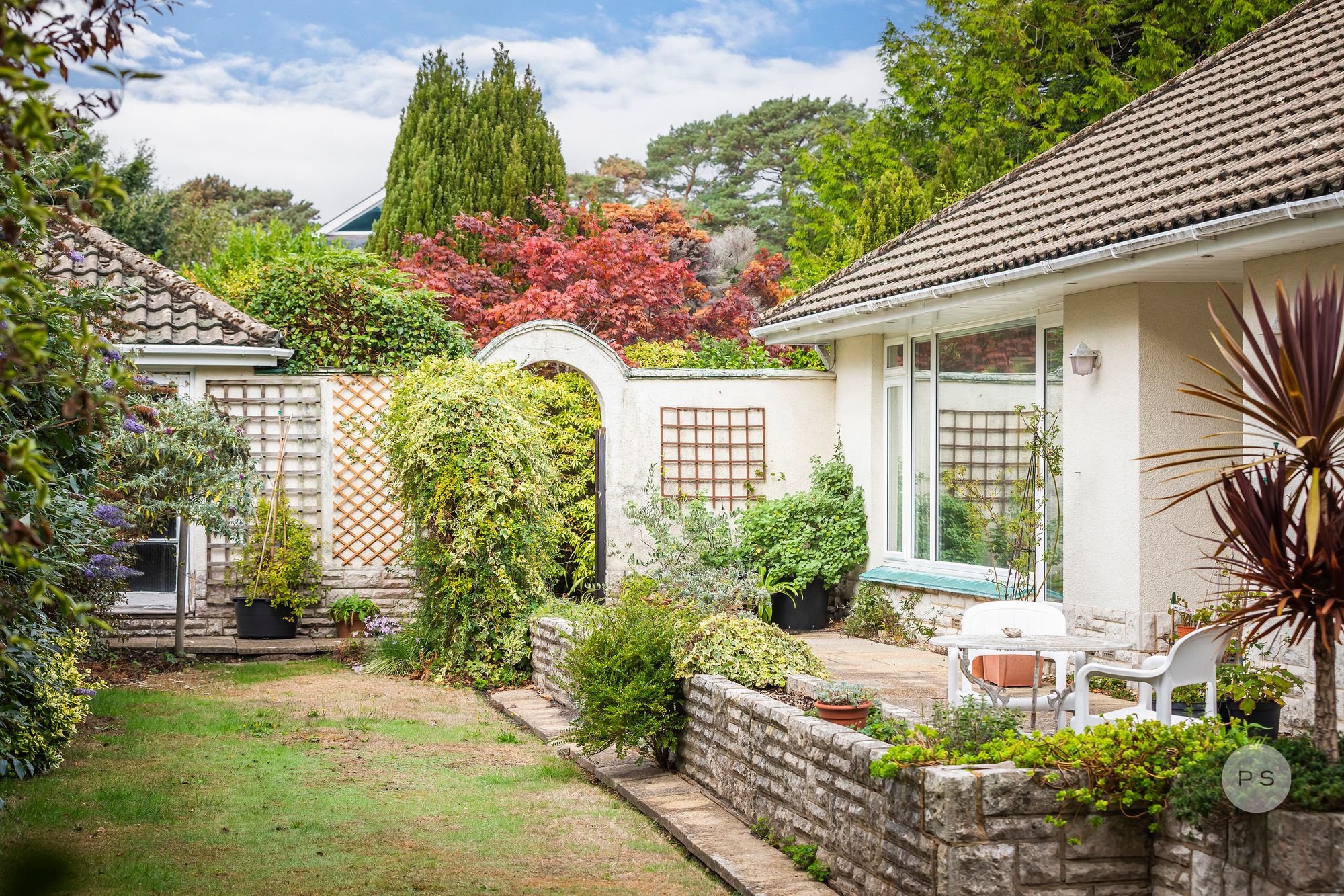 Canford Crescent, Canford Cliffs, Poole, BH13