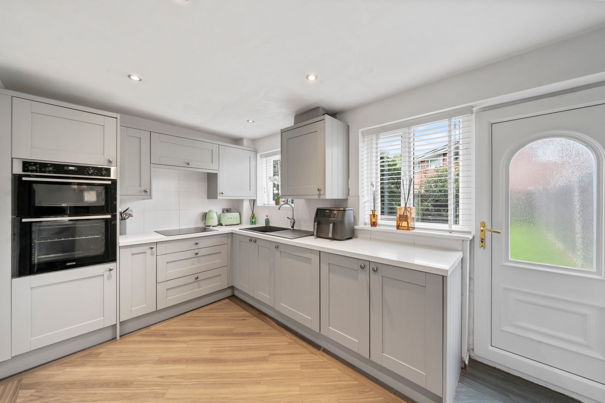 Livingstone Close, Old Hall, WA5