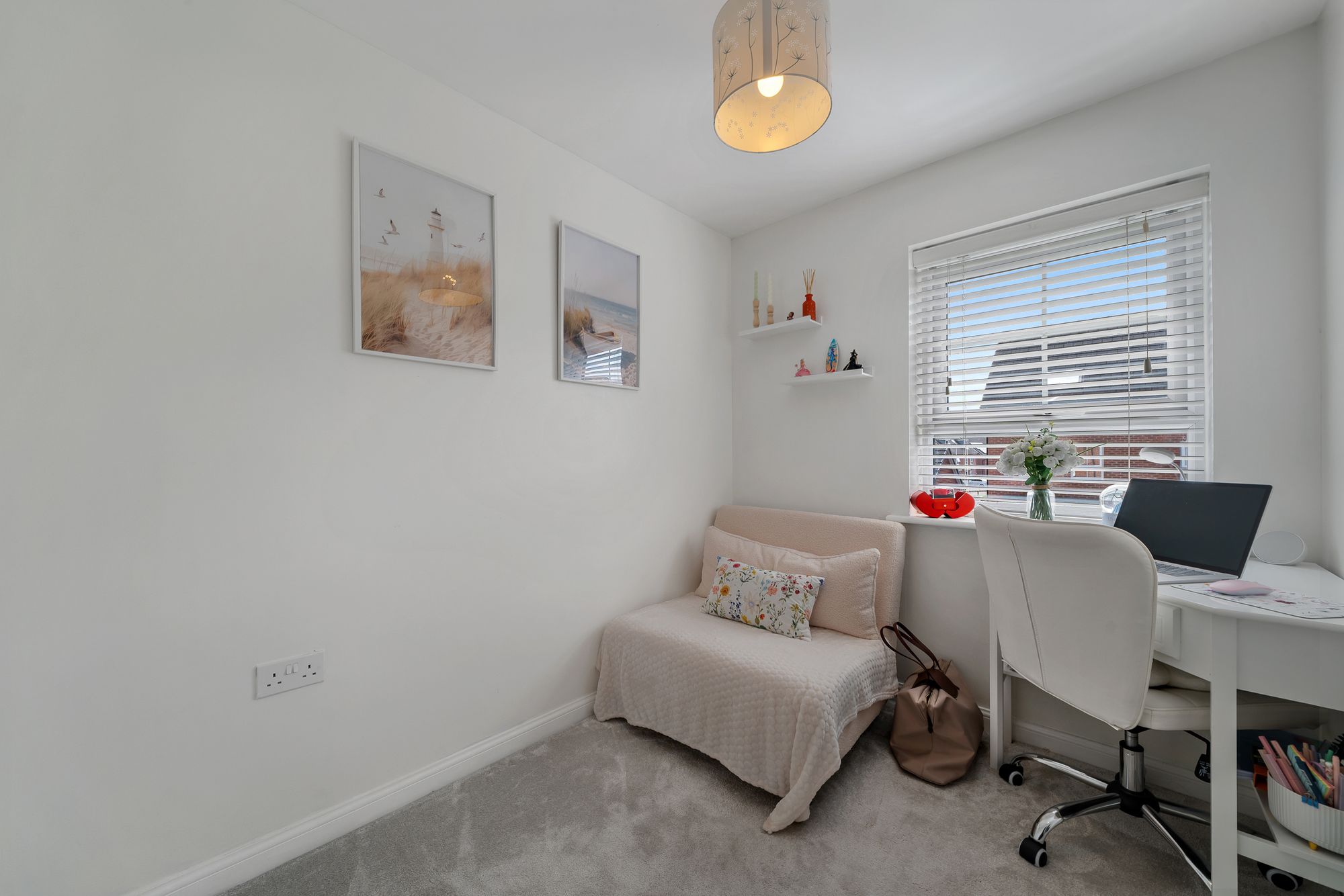 Liverpool Road, Widnes, WA8