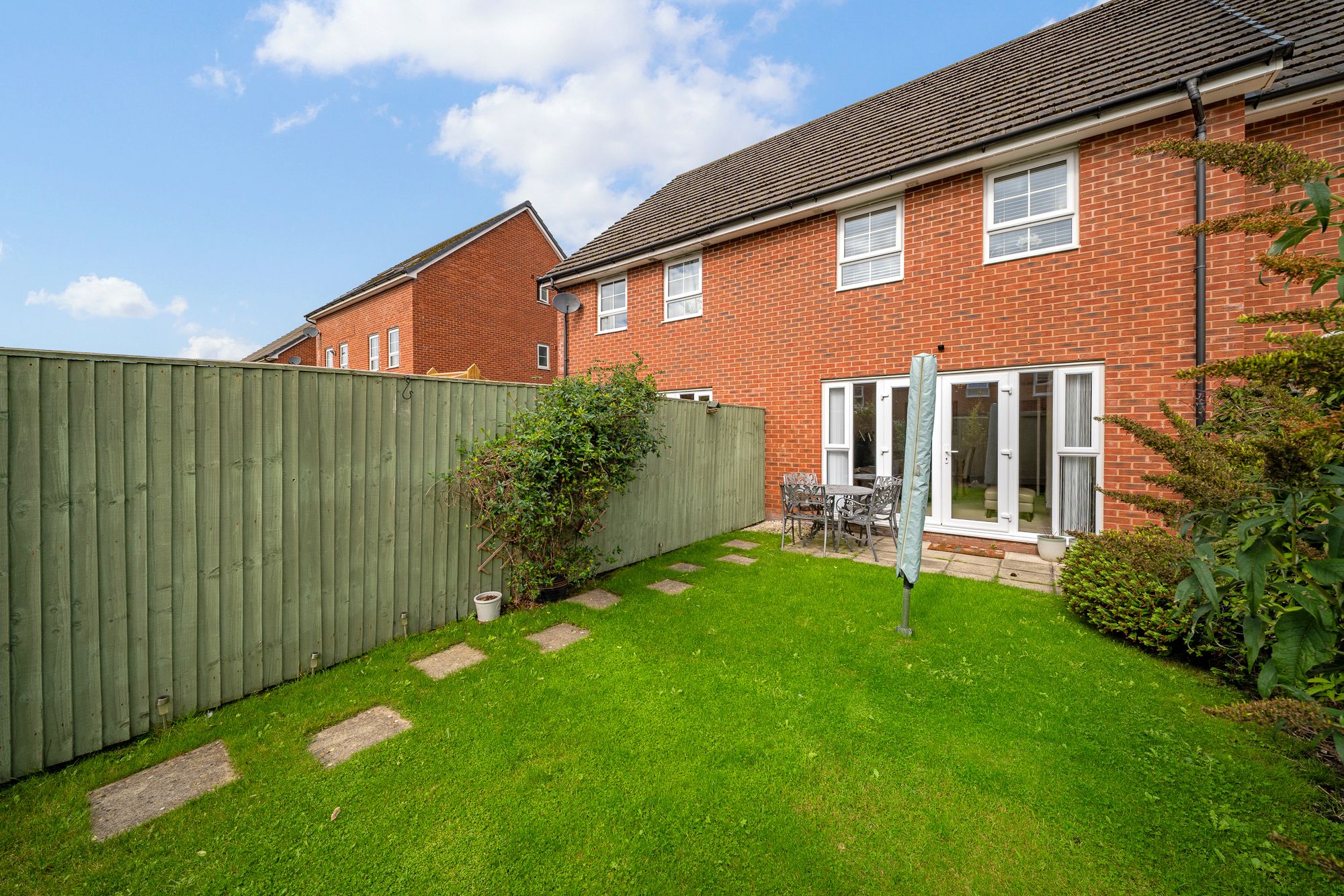 Liverpool Road, Widnes, WA8