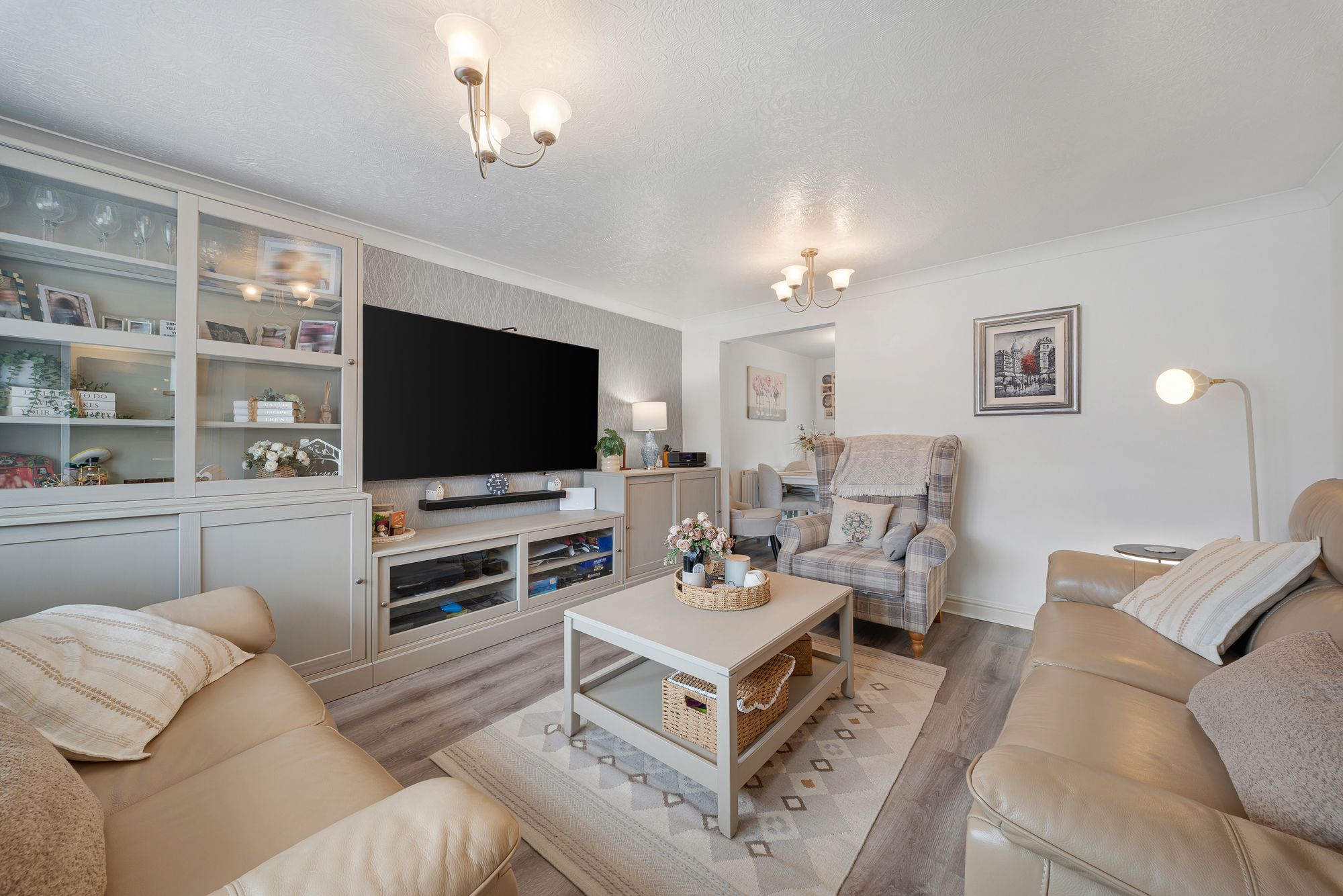 Rowthorn Close, Widnes, WA8