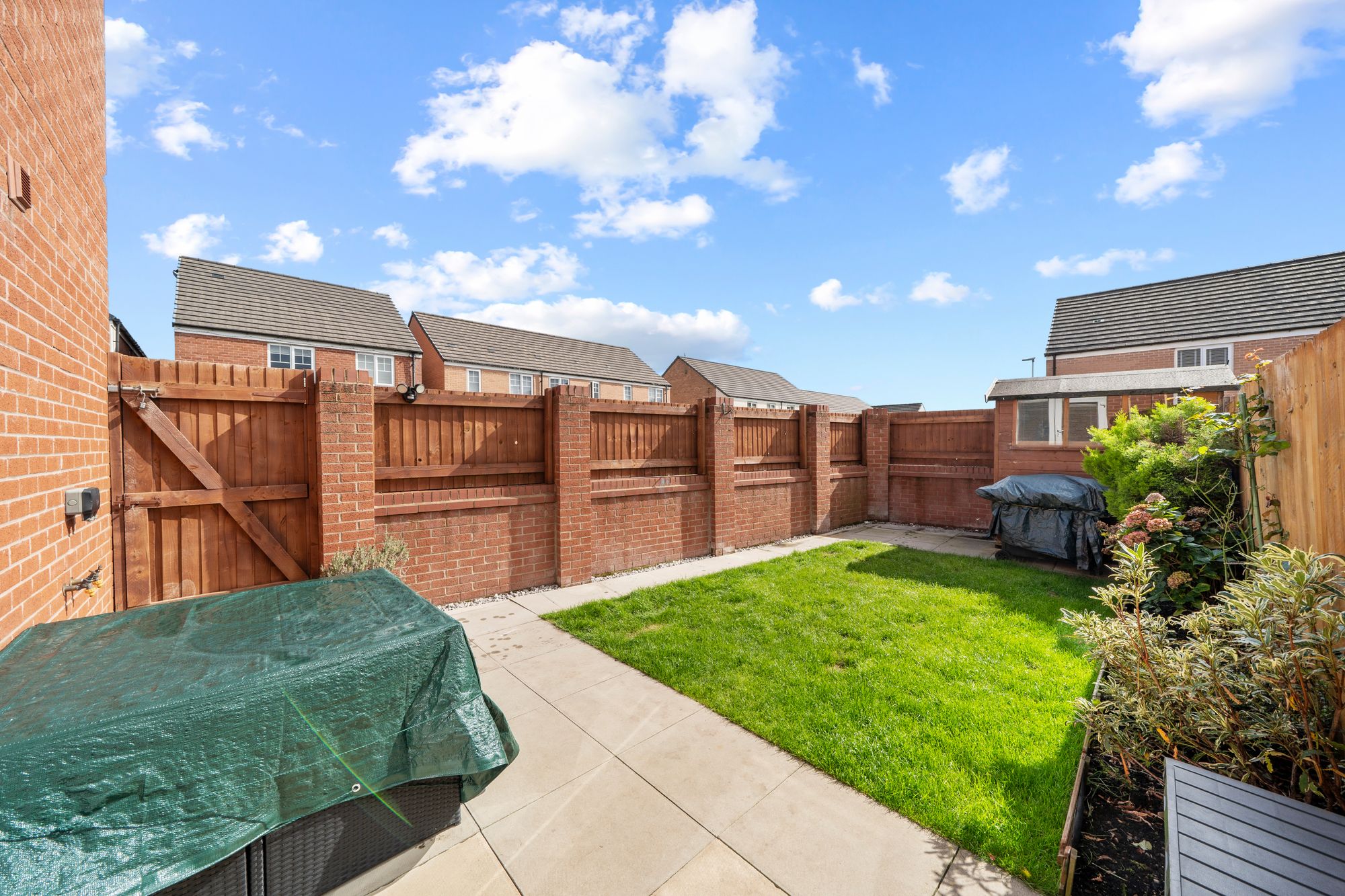 Heaton Green, Leigh, WN7