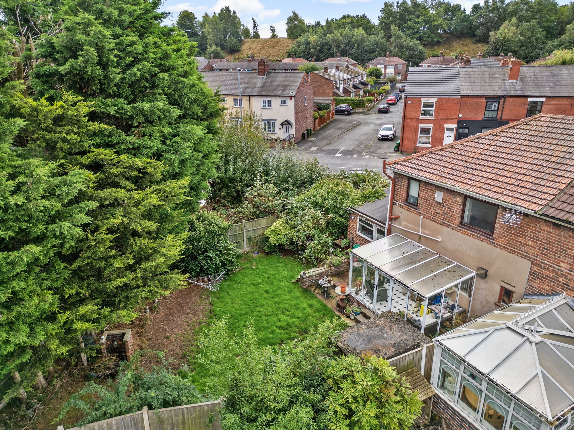 Thelwall Lane, Warrington, WA4