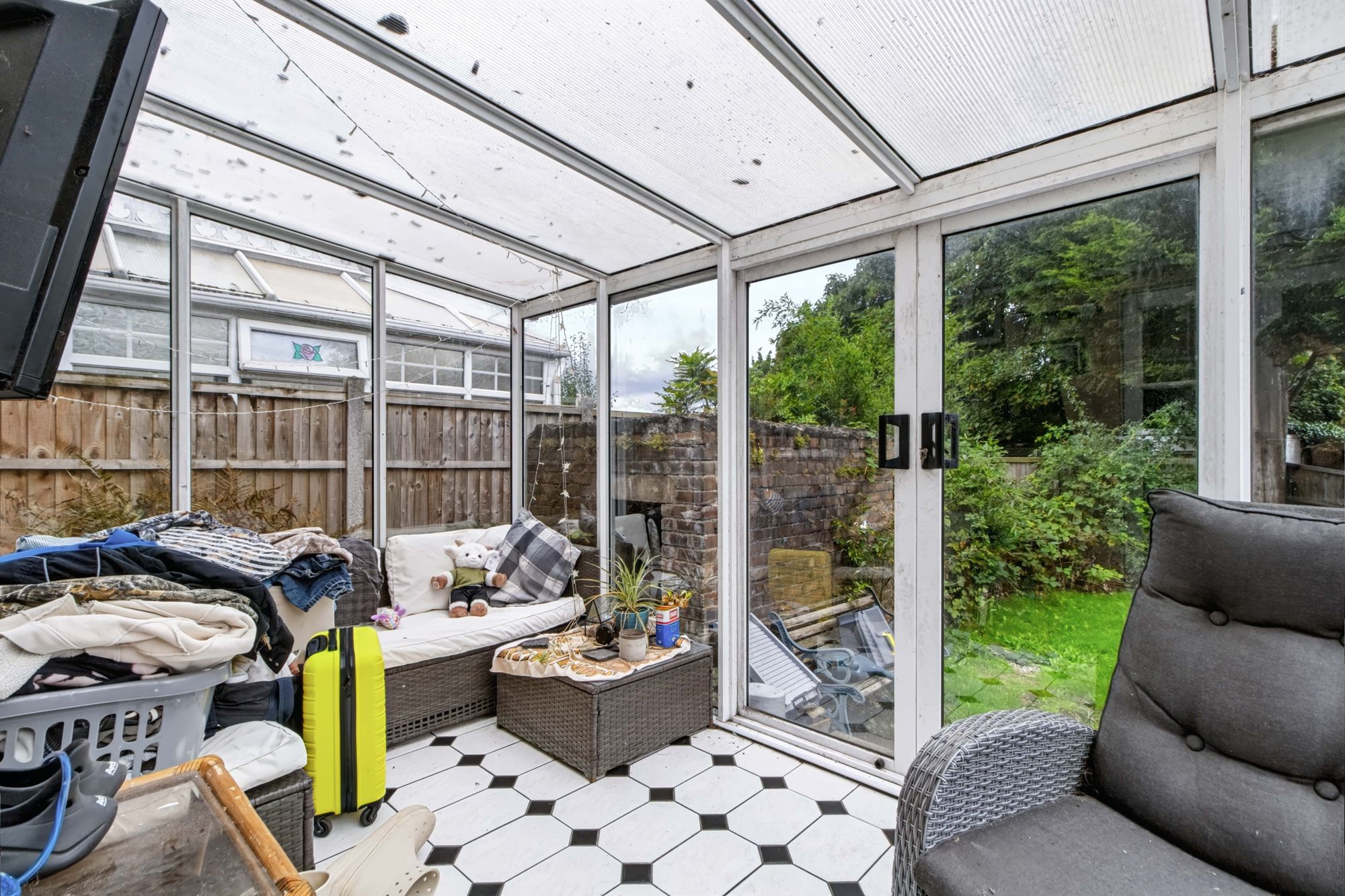 Thelwall Lane, Warrington, WA4