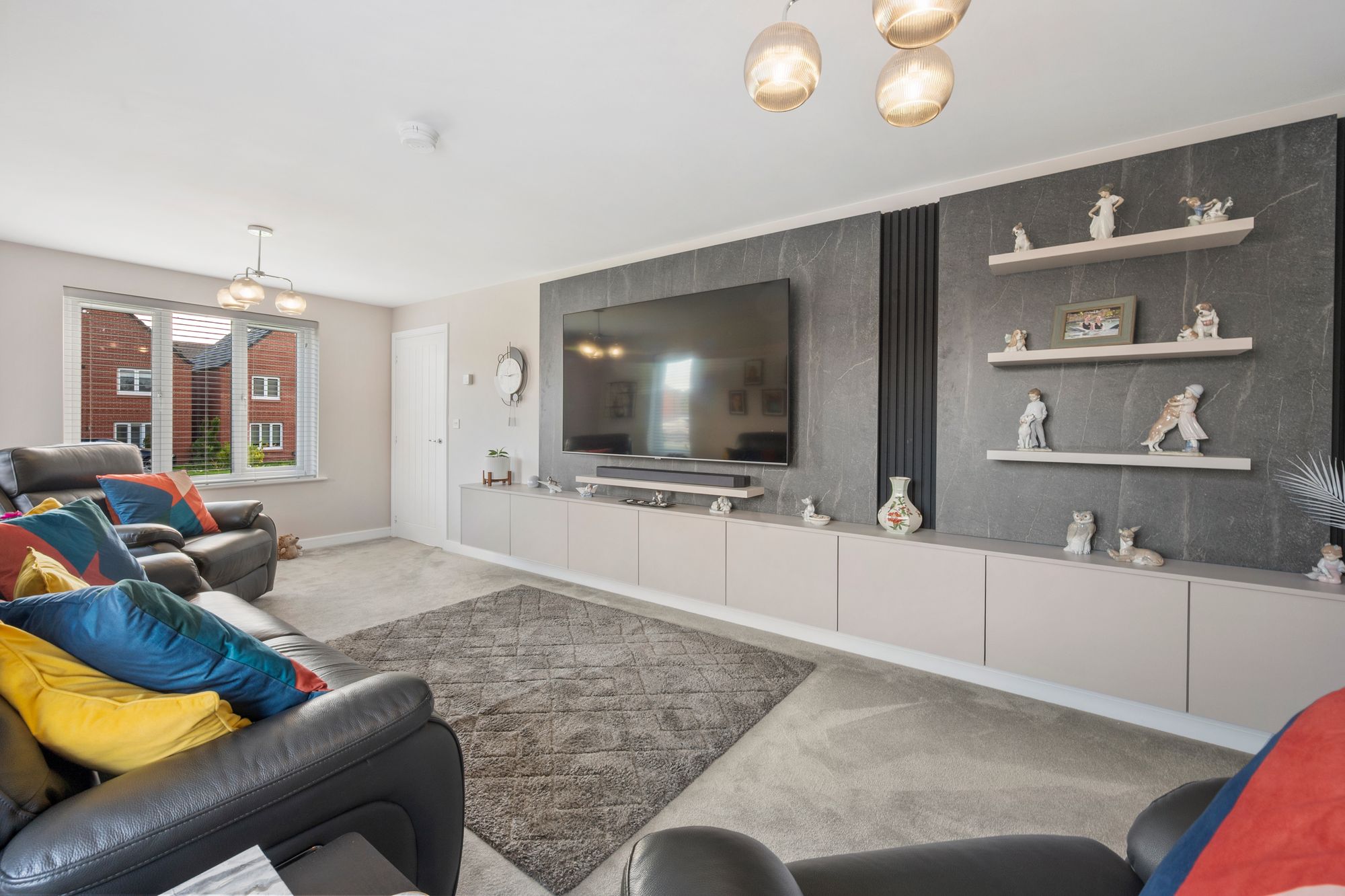 Dobsons Wood Lane, St. Helens, WA9