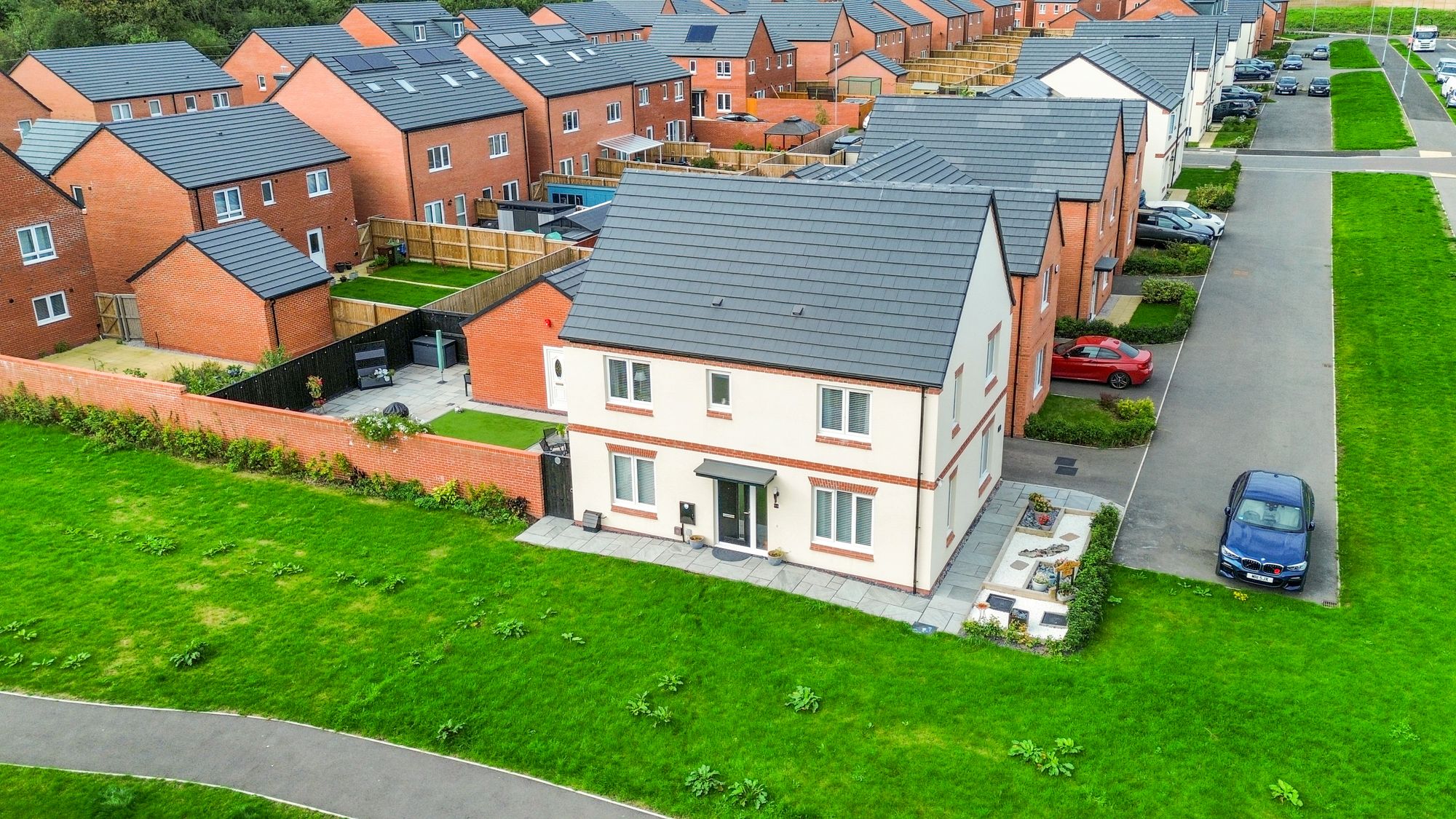 Dobsons Wood Lane, St. Helens, WA9